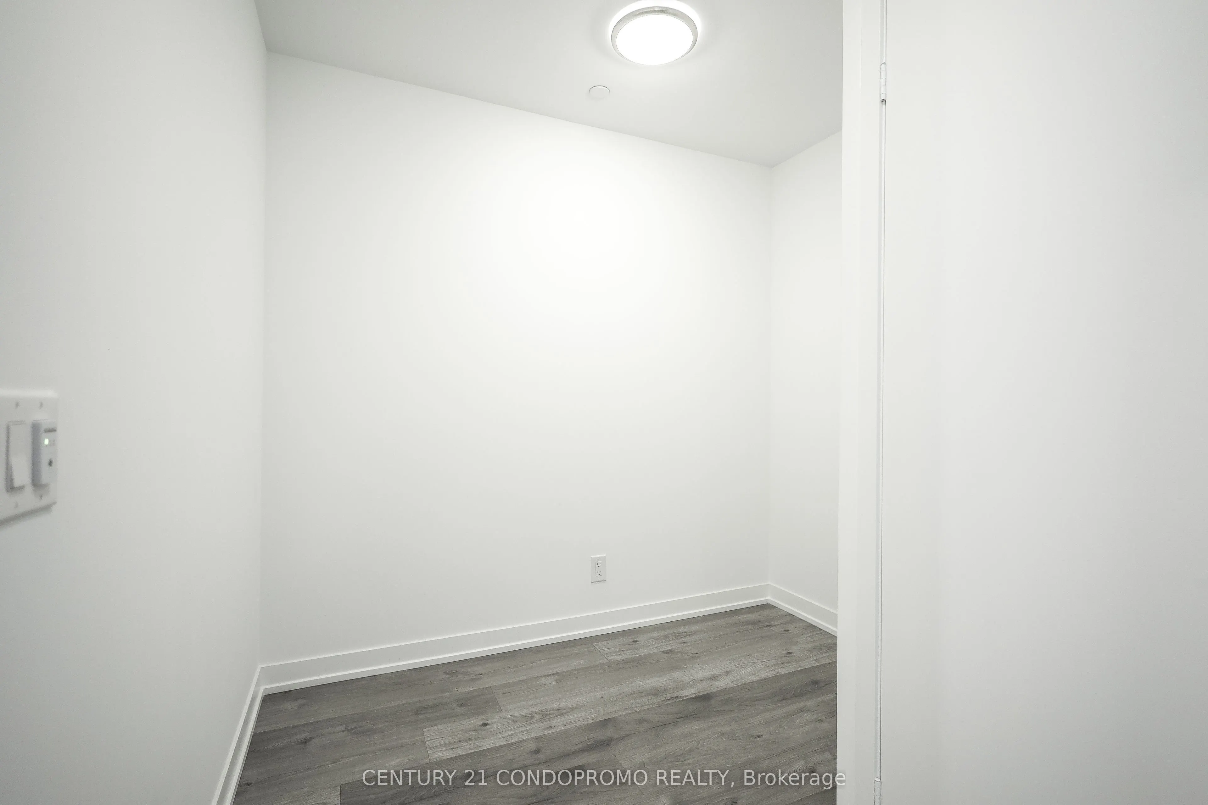 285 Dufferin Street #1601