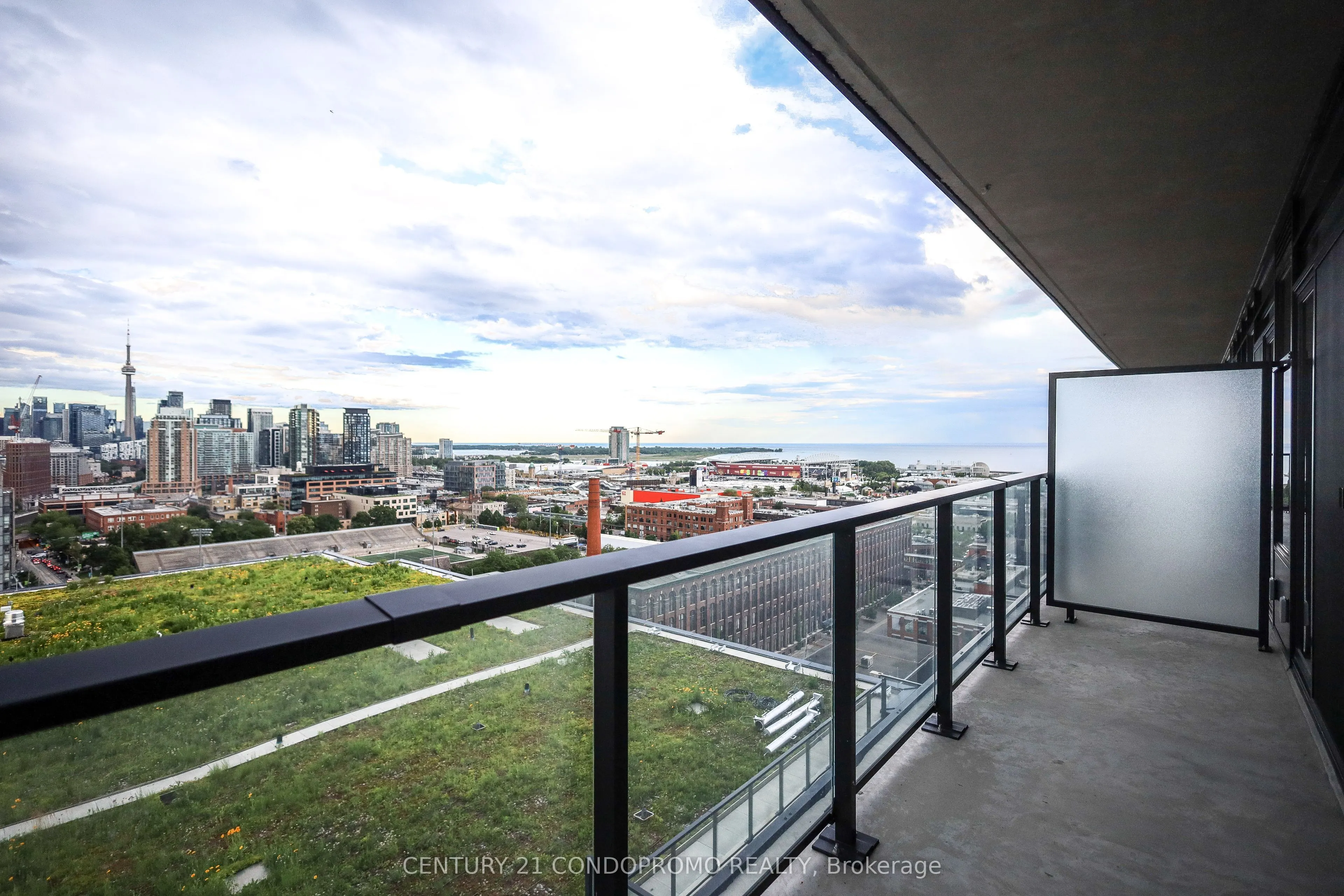 285 Dufferin Street #1601