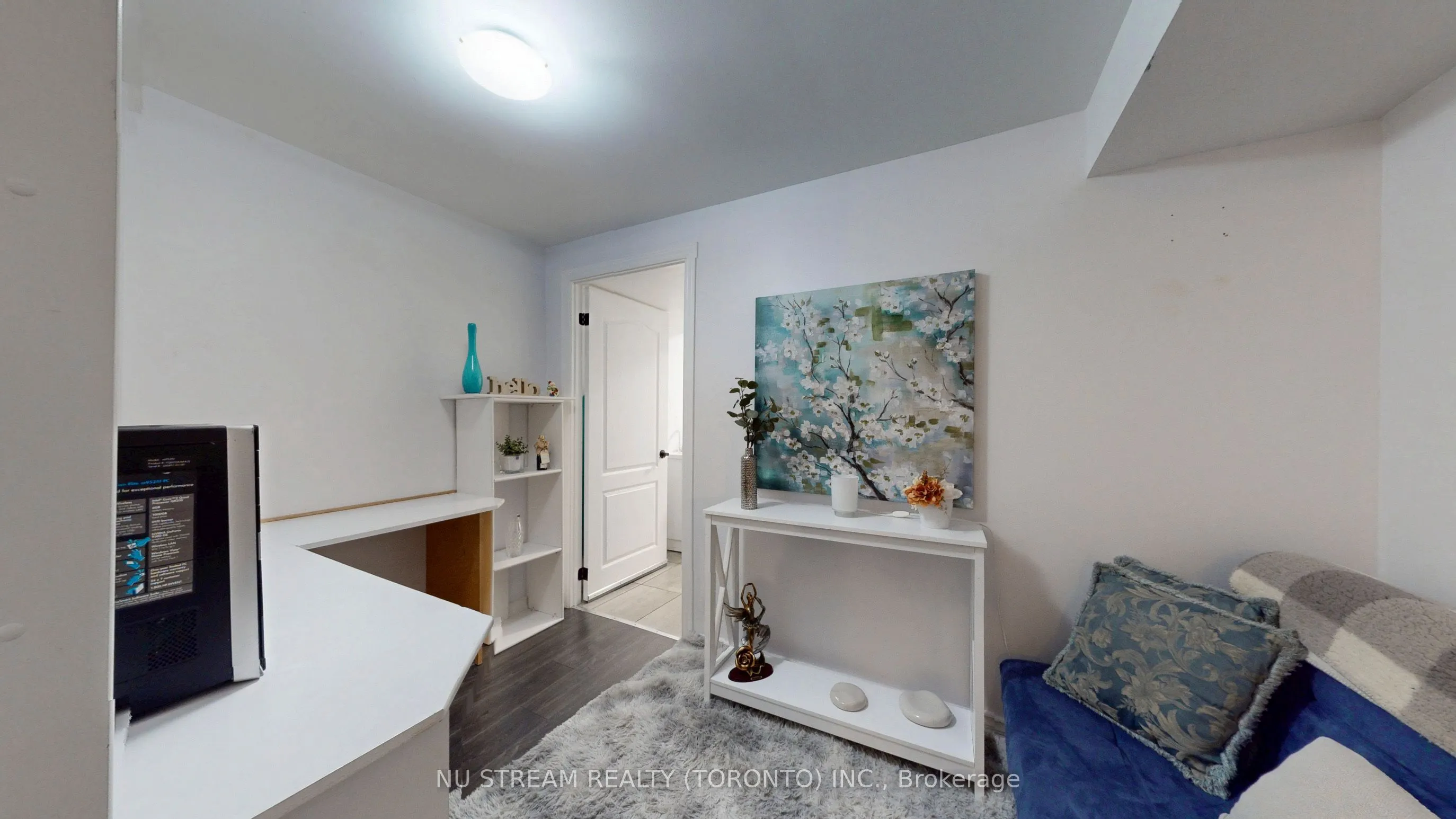 3926 Hazelridge Road