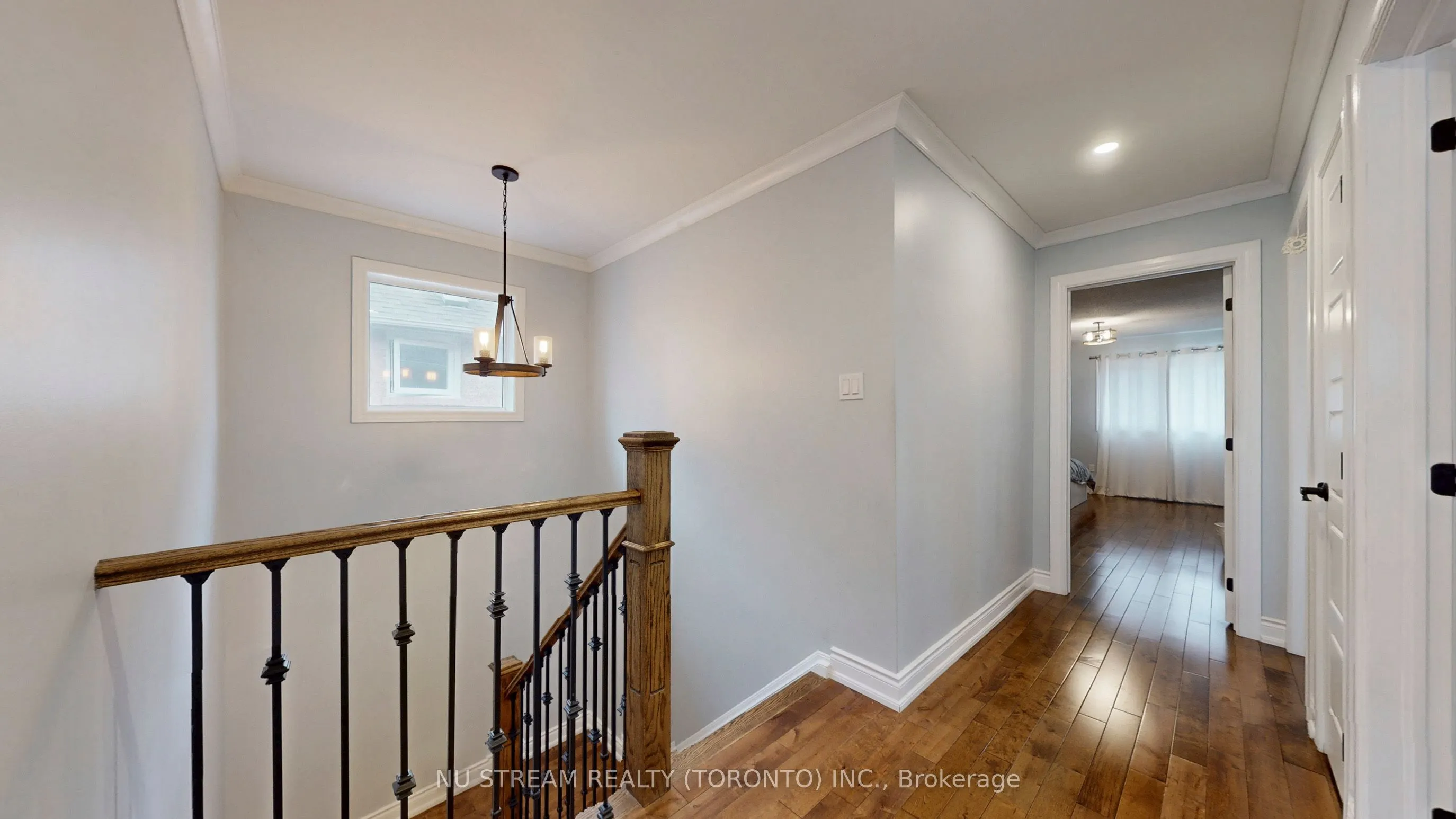 3926 Hazelridge Road
