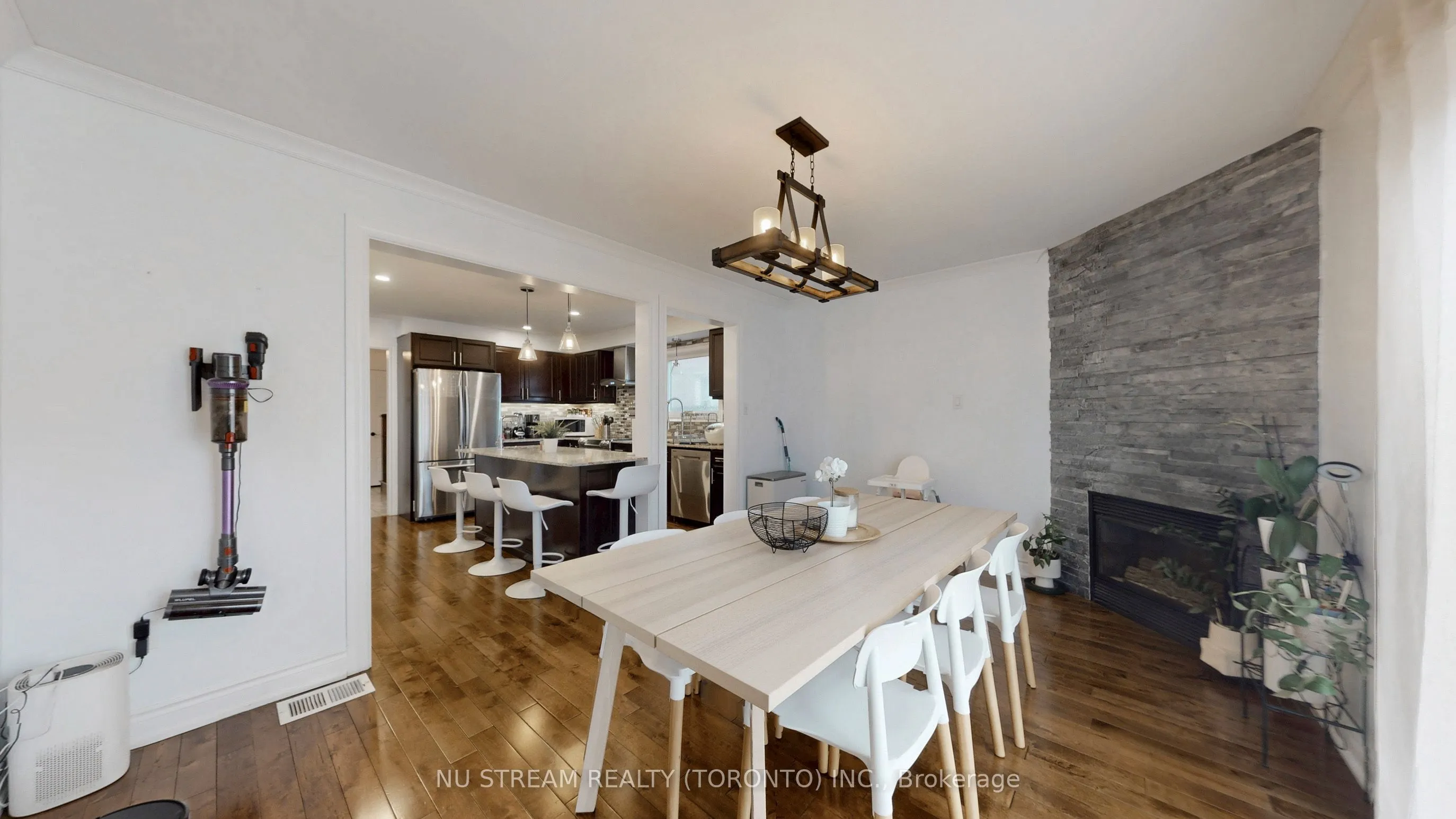 3926 Hazelridge Road
