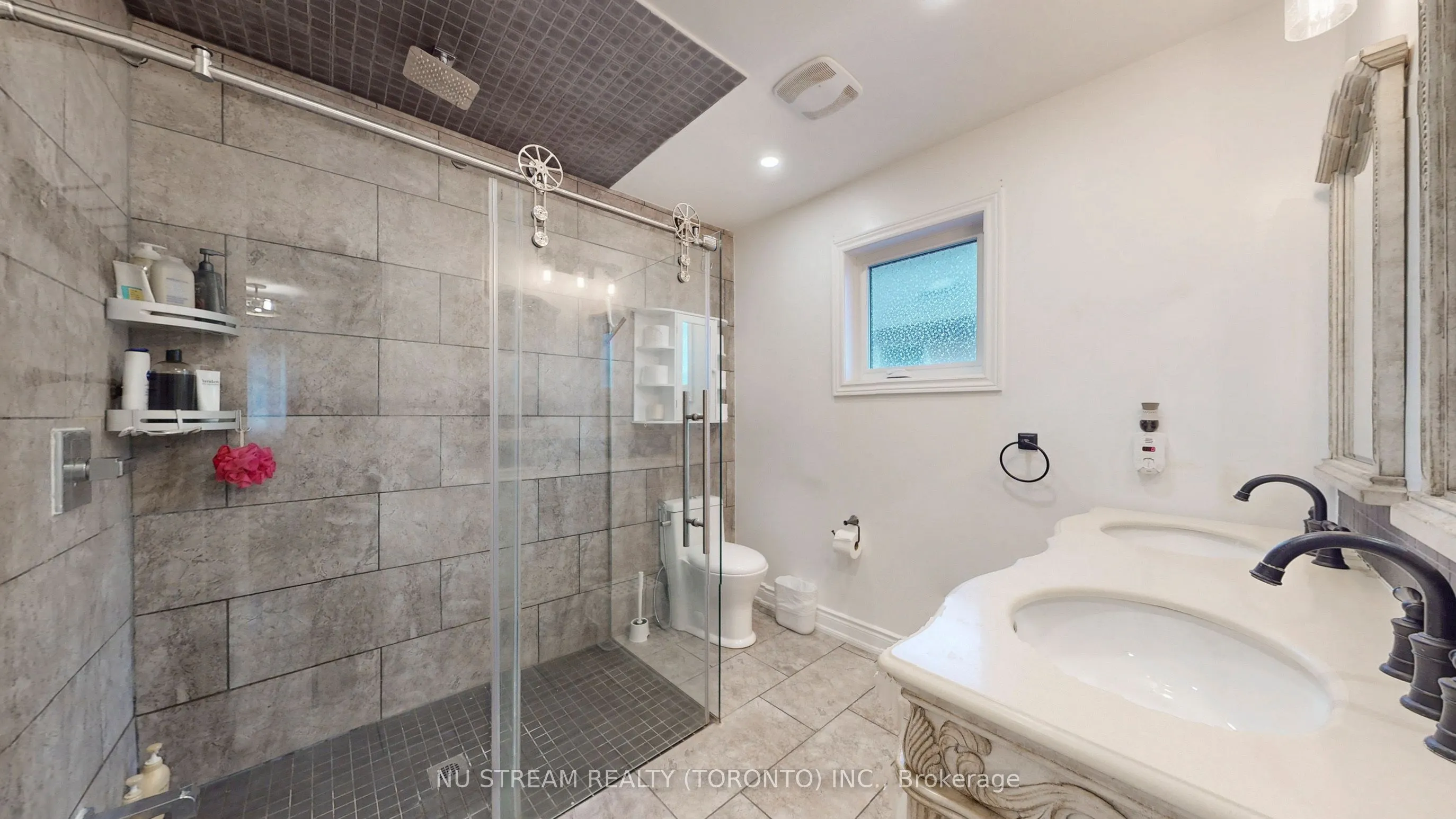 3926 Hazelridge Road