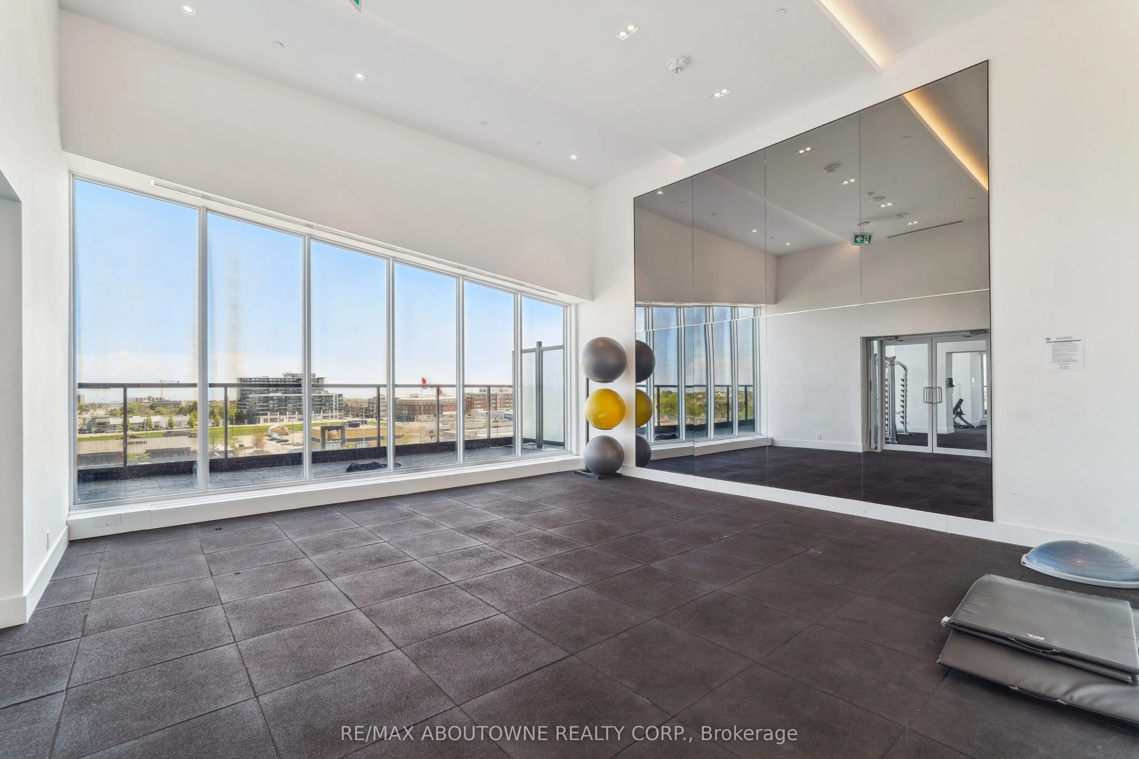297 Oak Walk Drive #1605