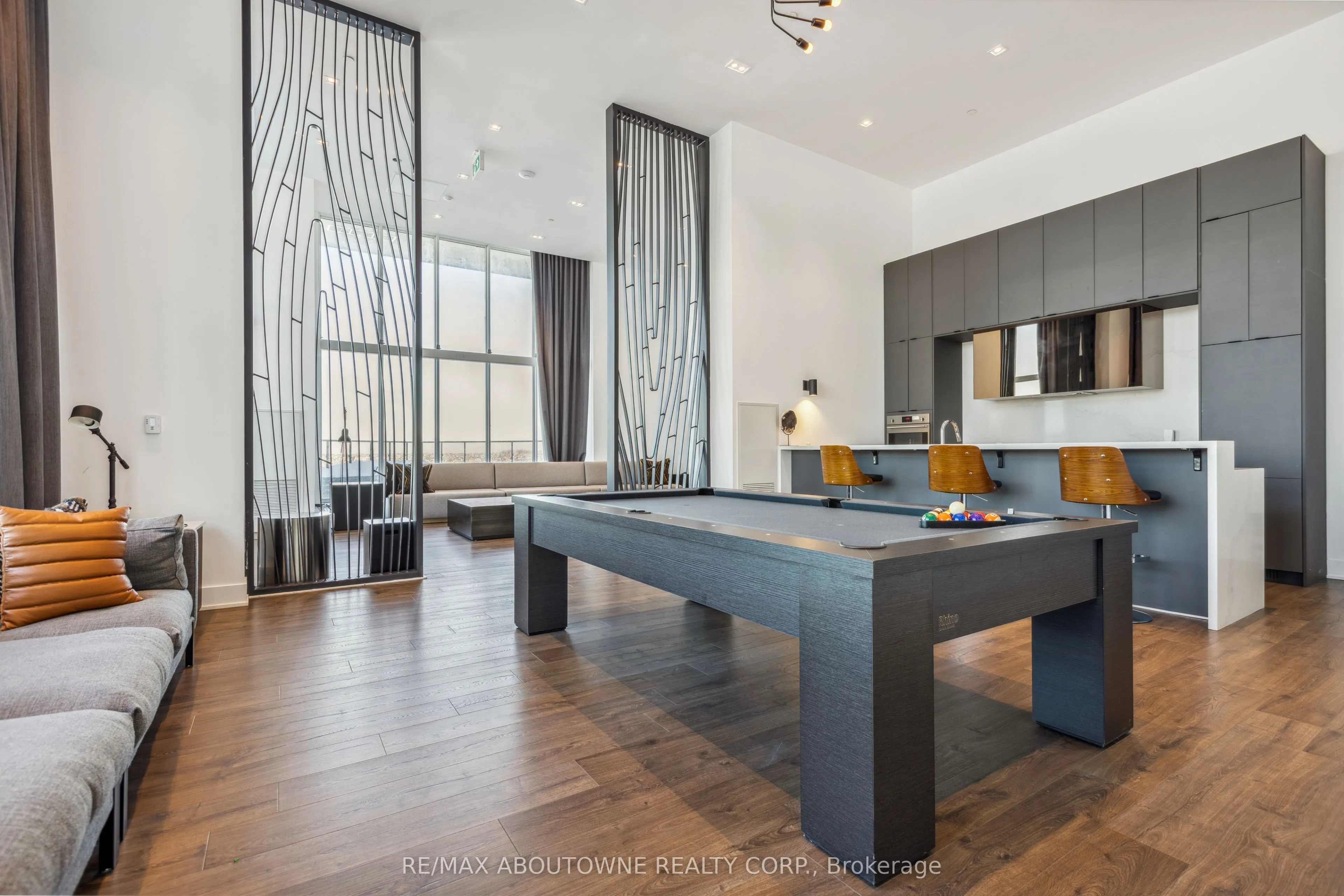 297 Oak Walk Drive #1605