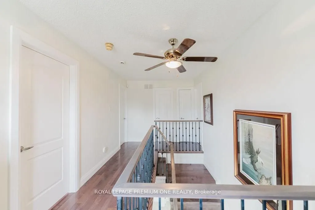 25 Sir Lancelot Court