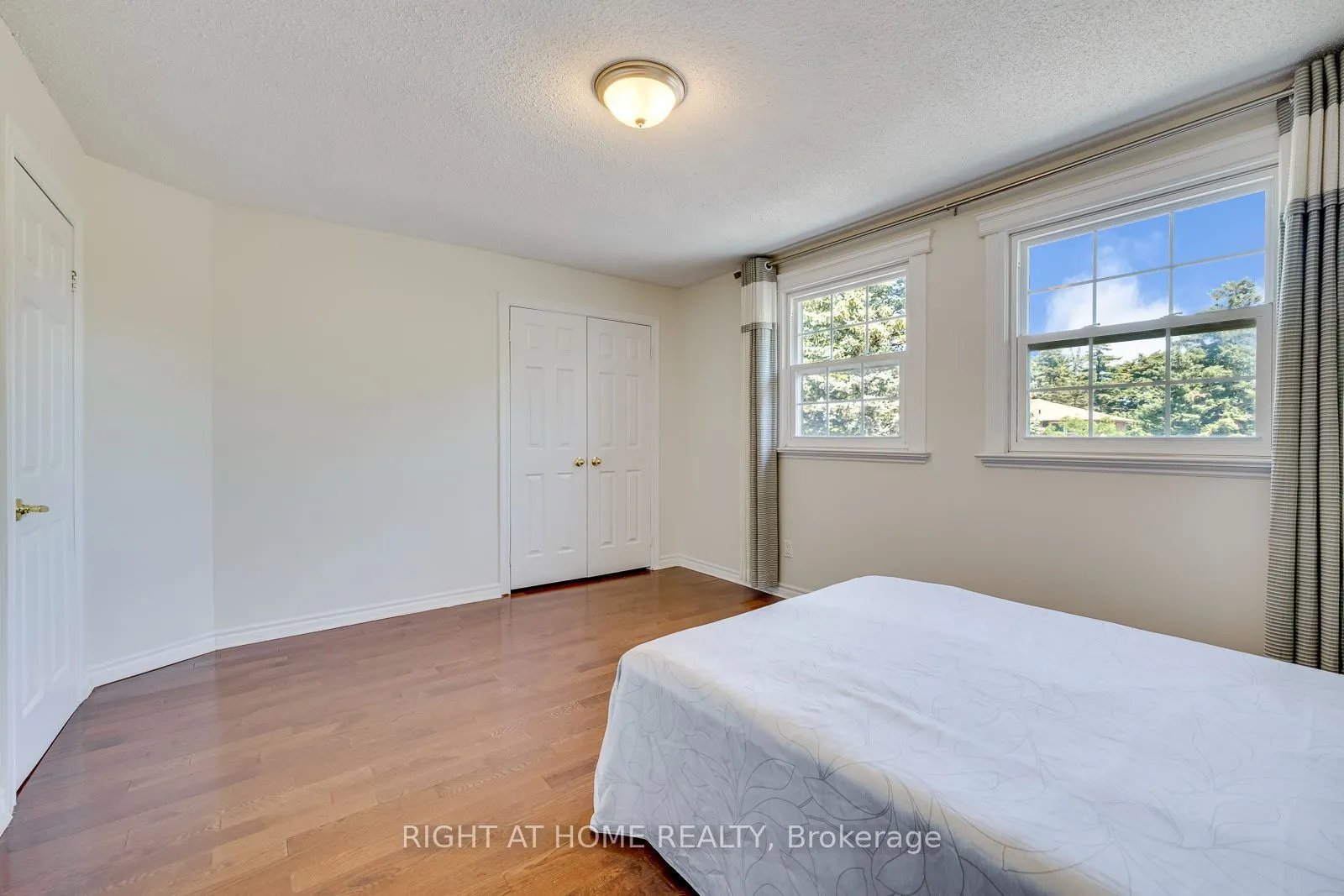 1025 Vanier Drive