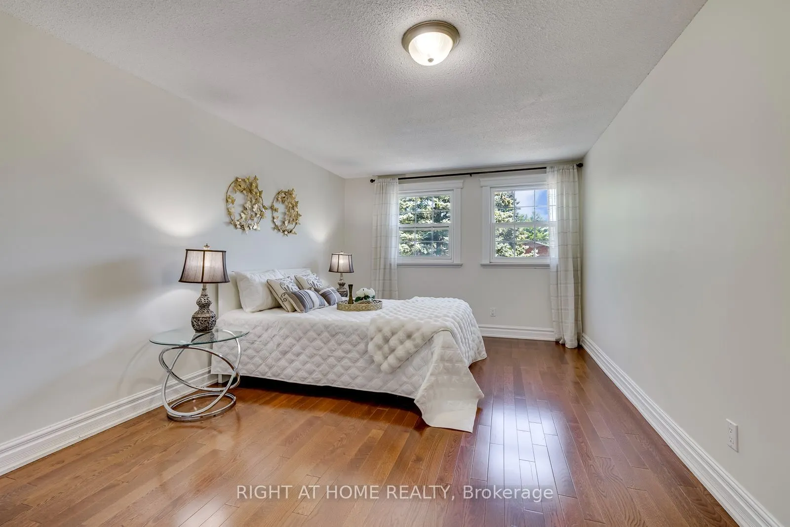 1025 Vanier Drive