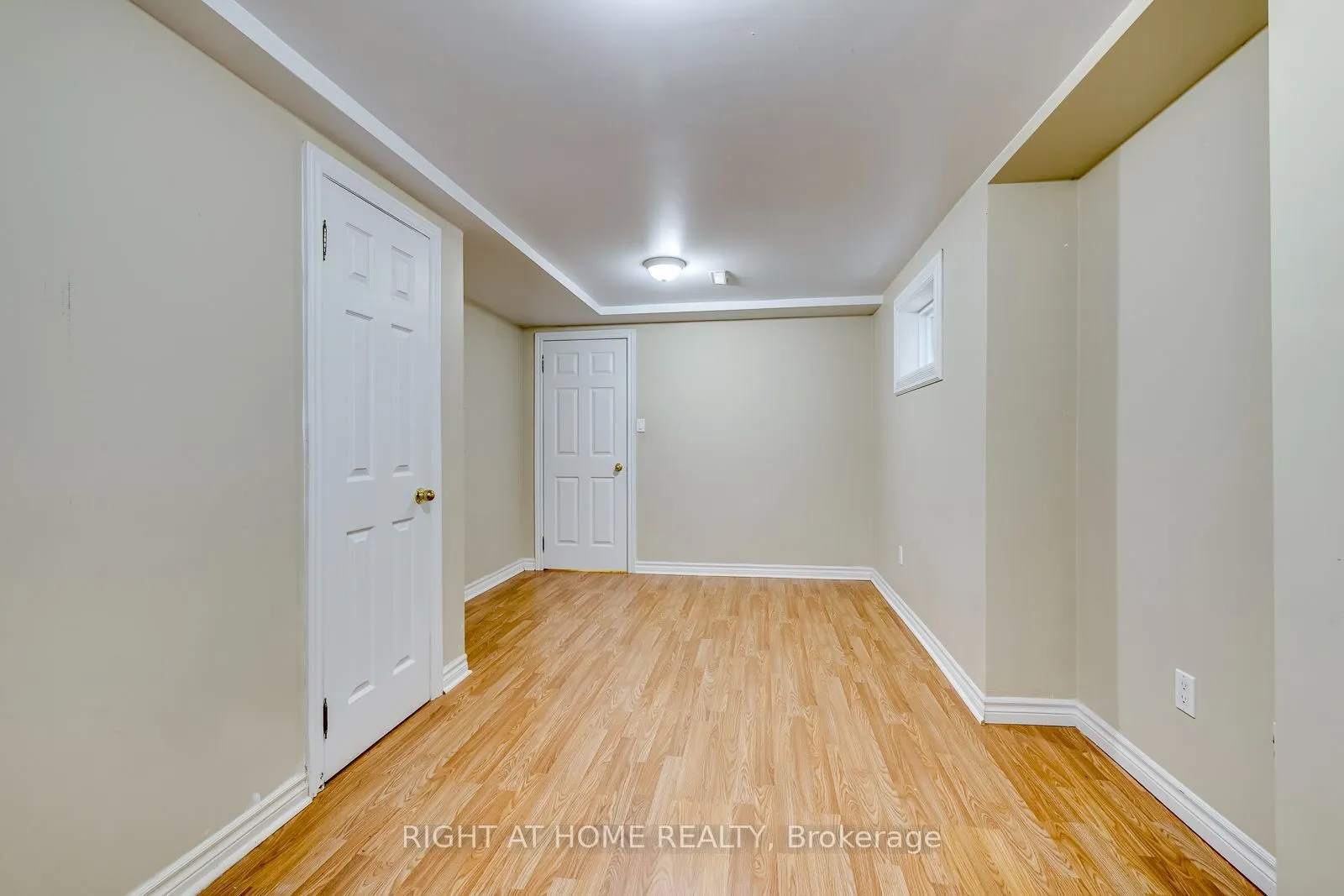 1025 Vanier Drive