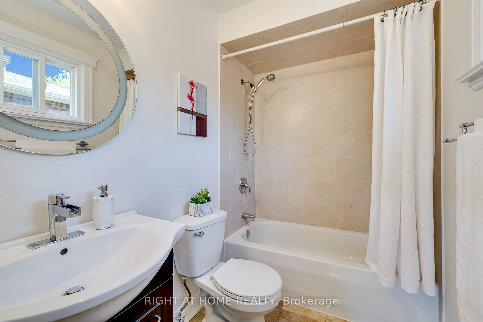 1025 Vanier Drive