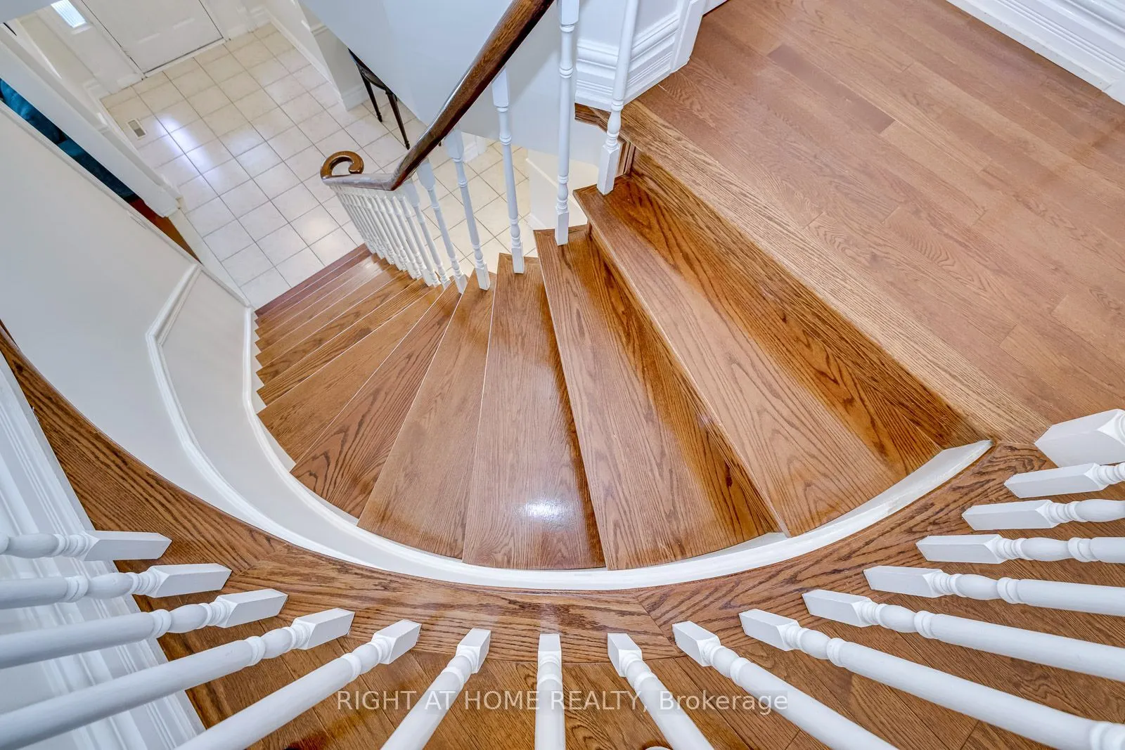 1025 Vanier Drive