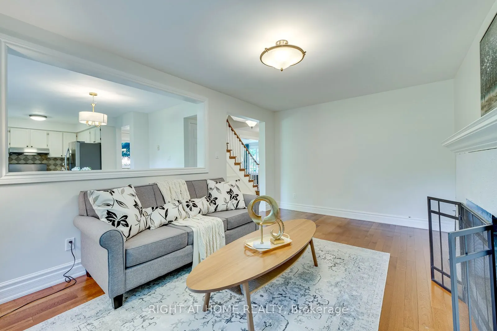 1025 Vanier Drive