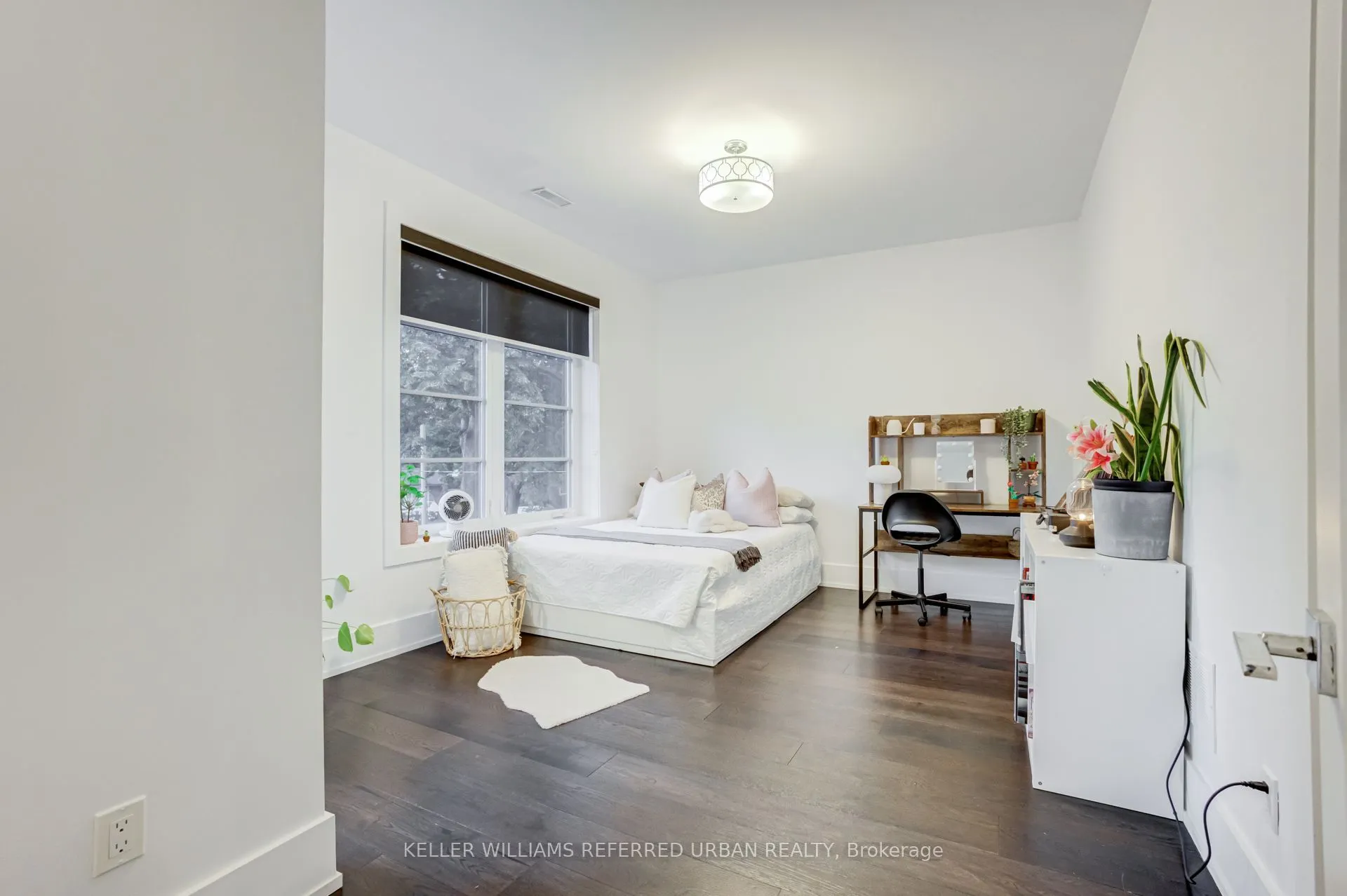 57 Ambleside Avenue