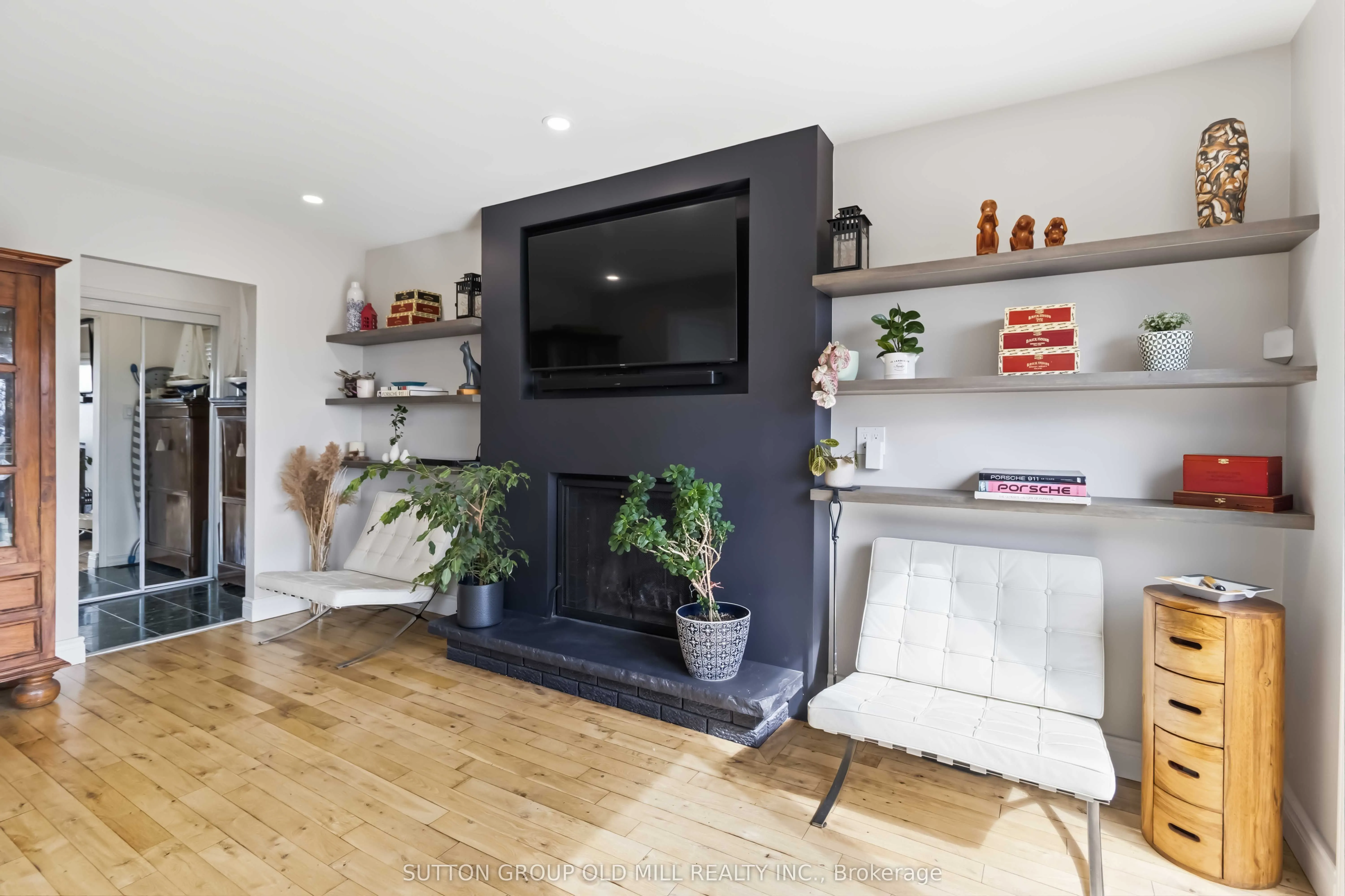 2811 Constable Road