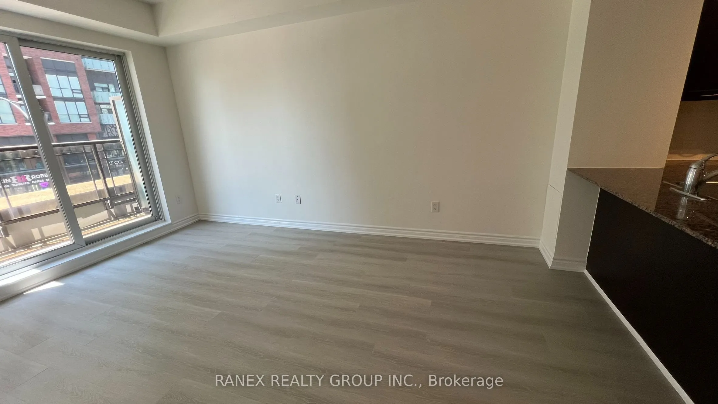 385 Prince Of Wales Drive #317