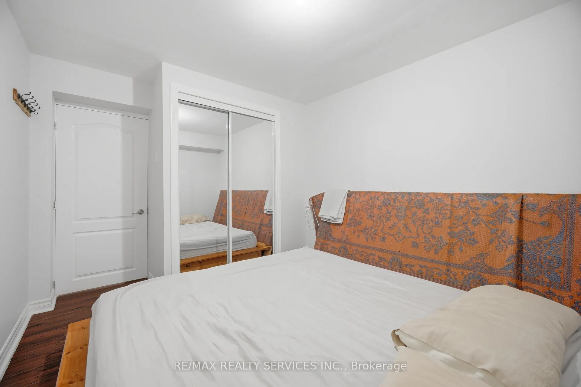 62 SIR JACOBS Crescent
