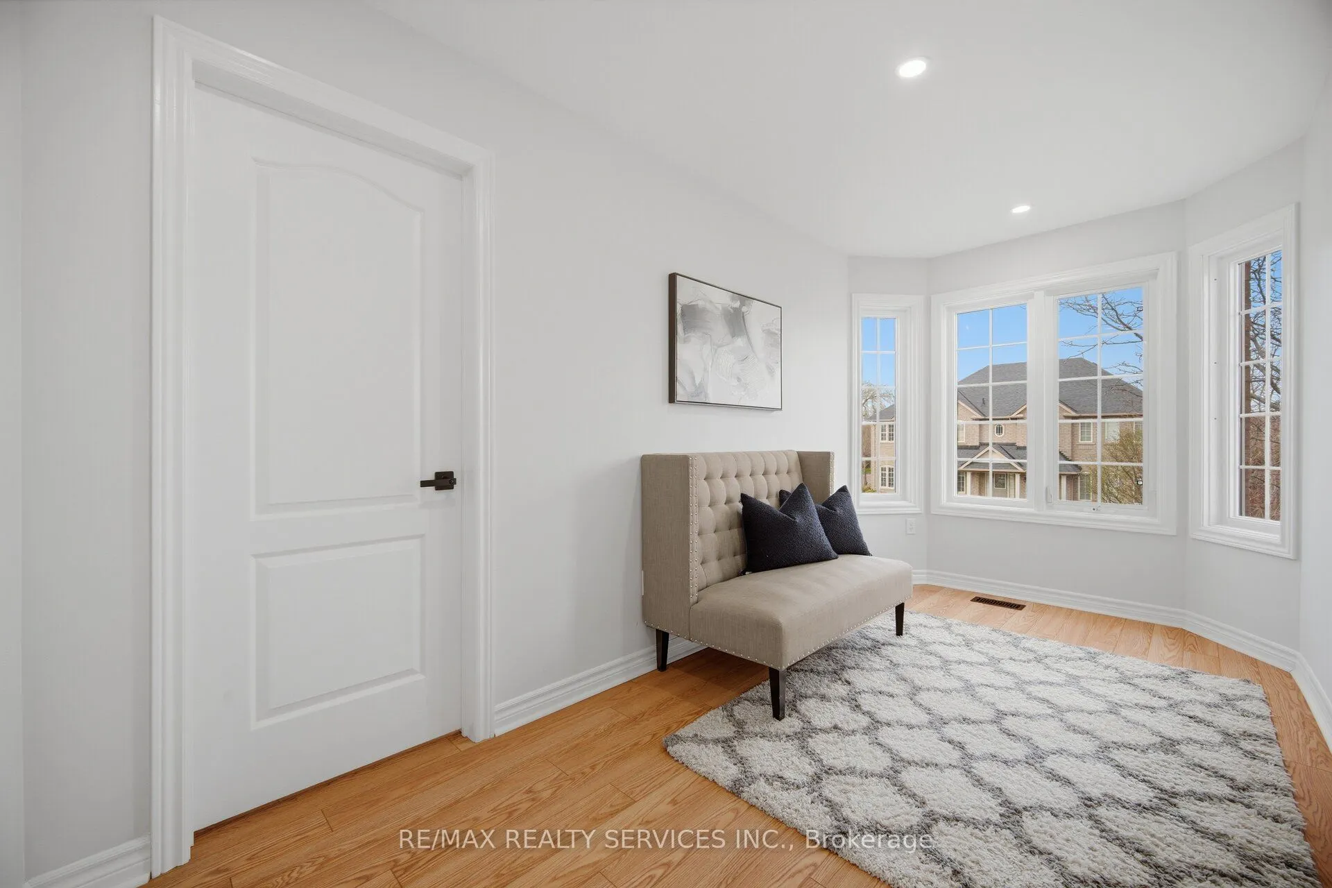 62 SIR JACOBS Crescent