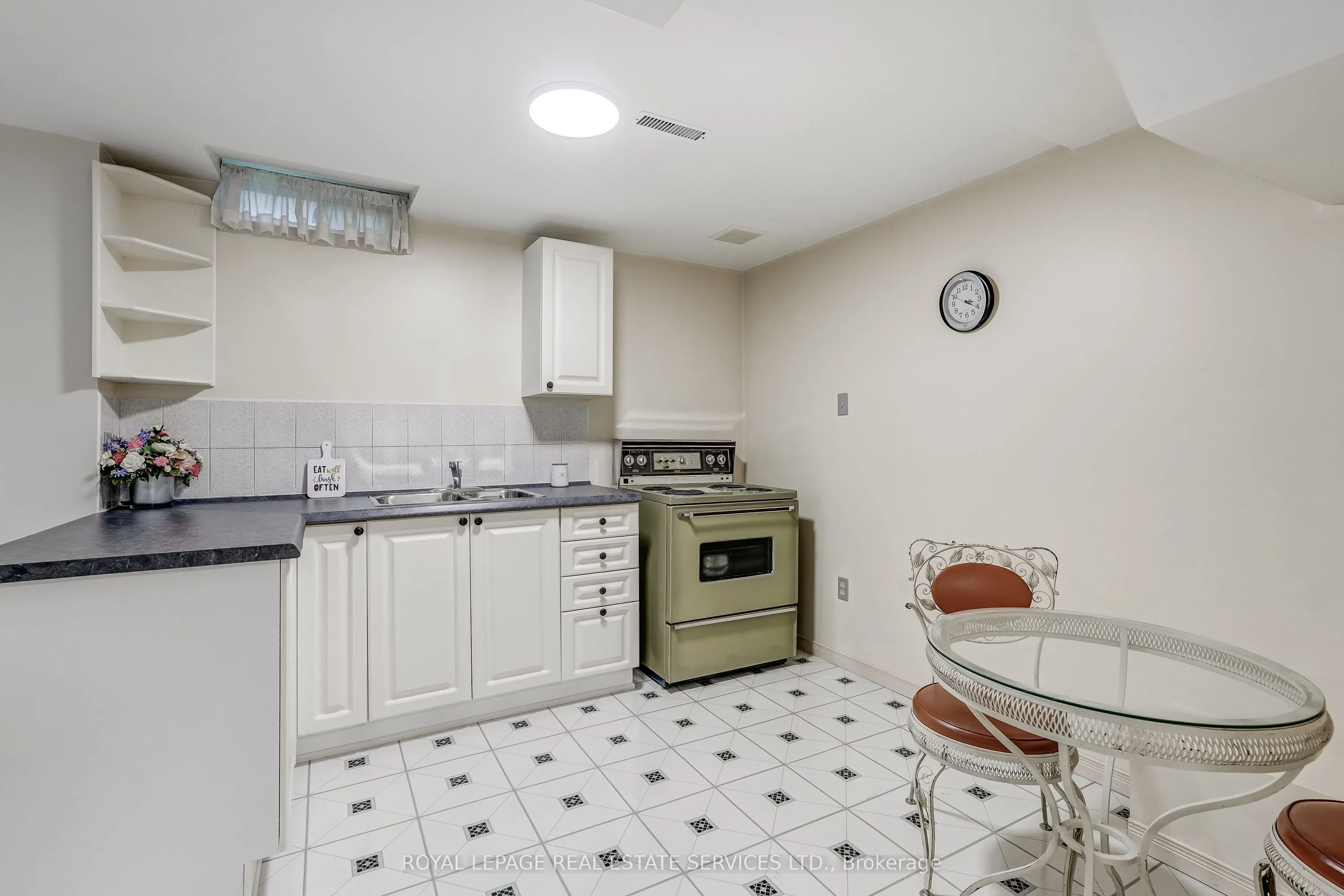 4217 Schneider Court