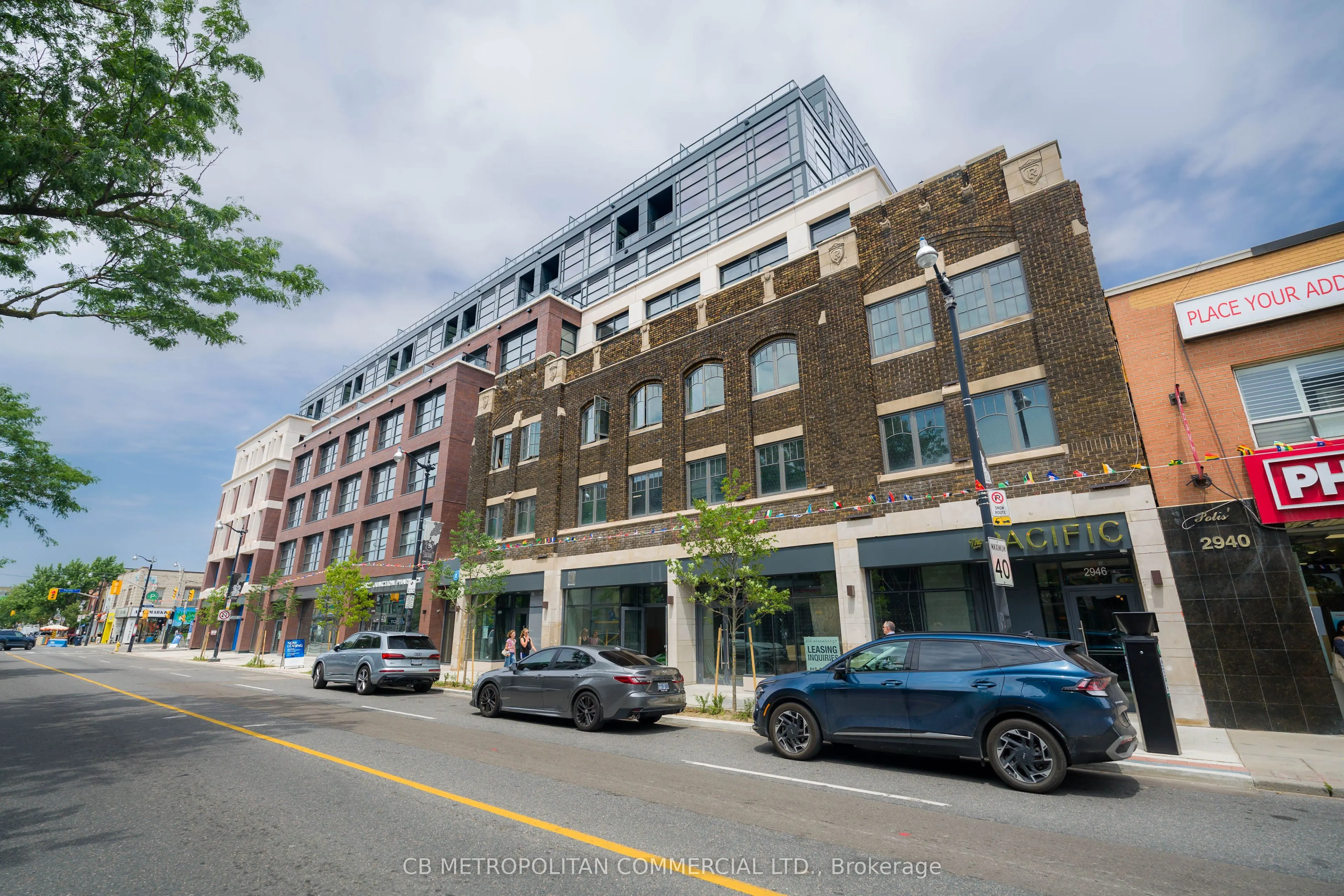 2946 Dundas Street West Street W #516
