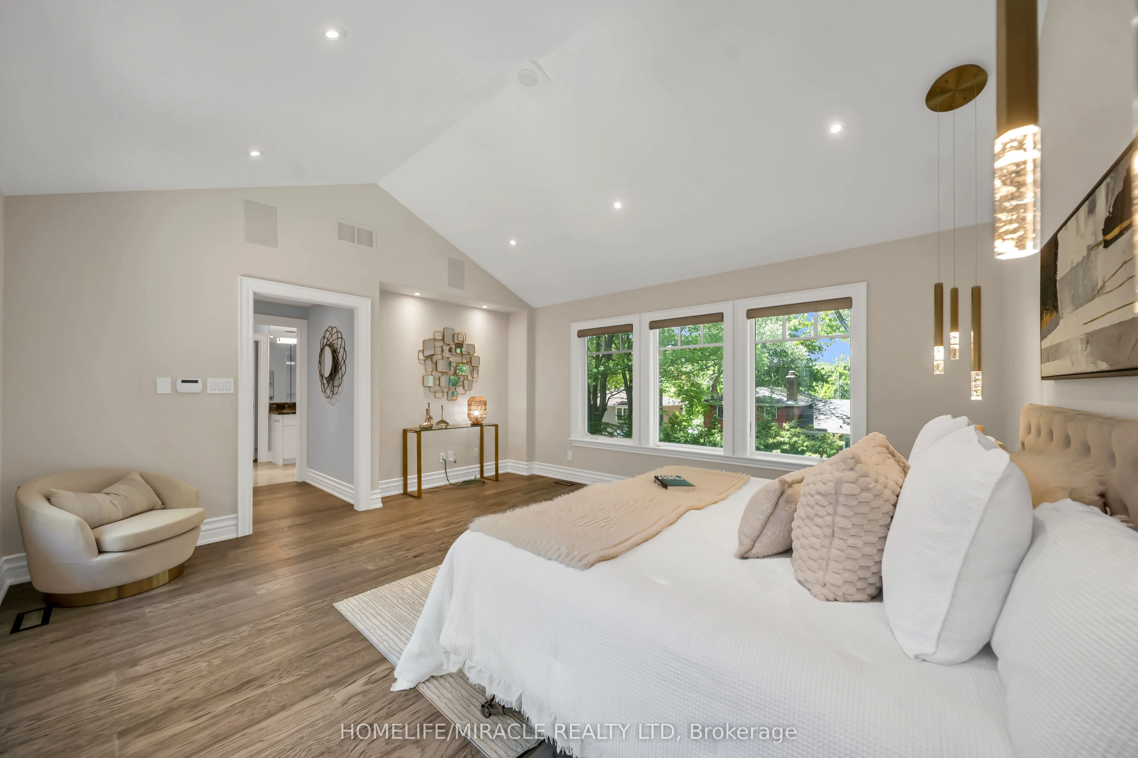 271 Oakhill Road