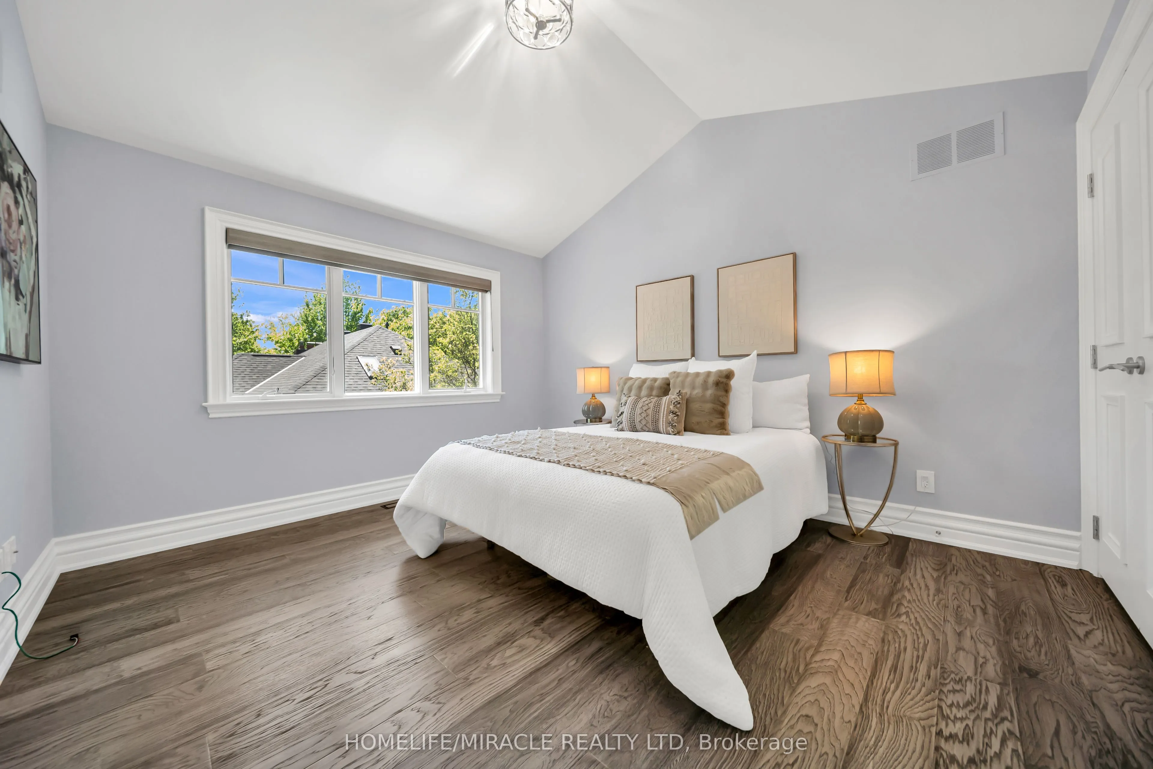 271 Oakhill Road