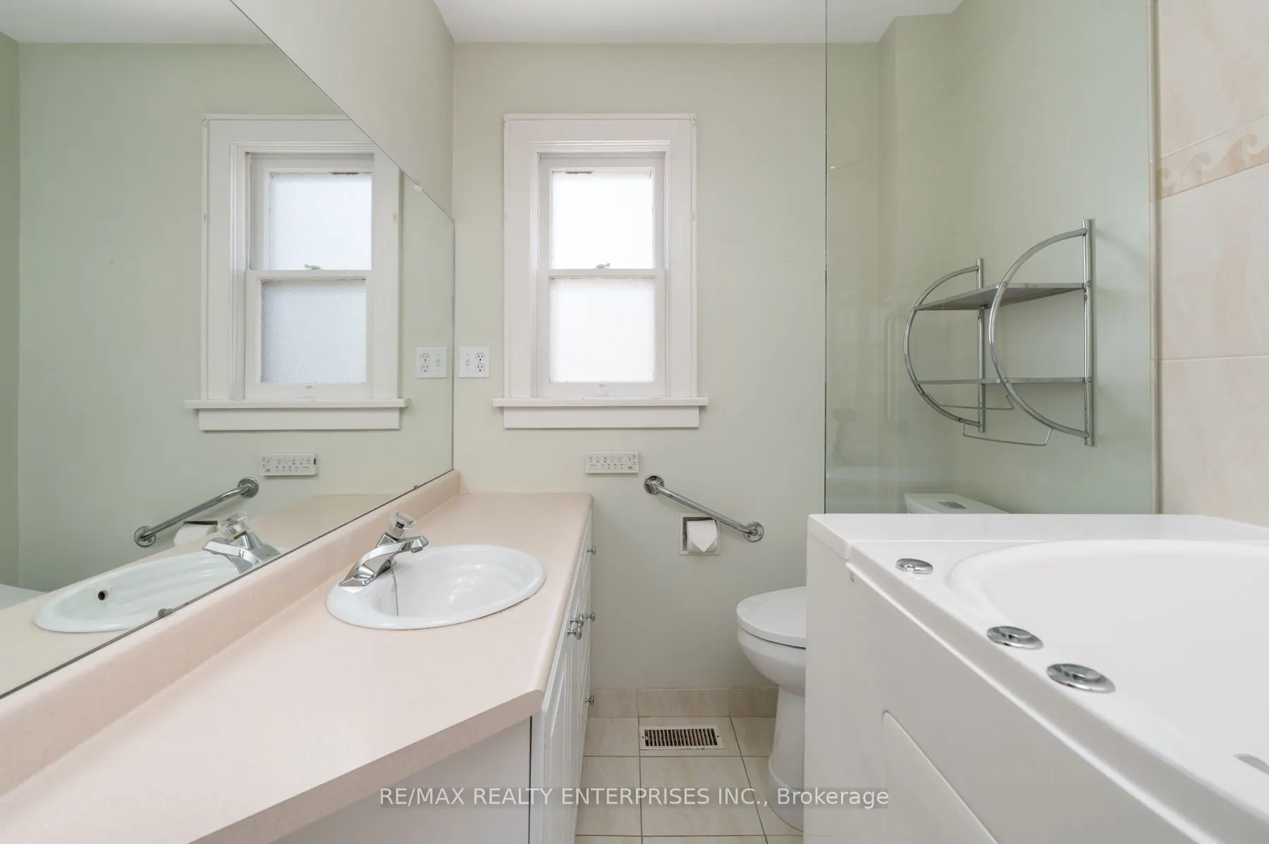 52 Briarwood Avenue