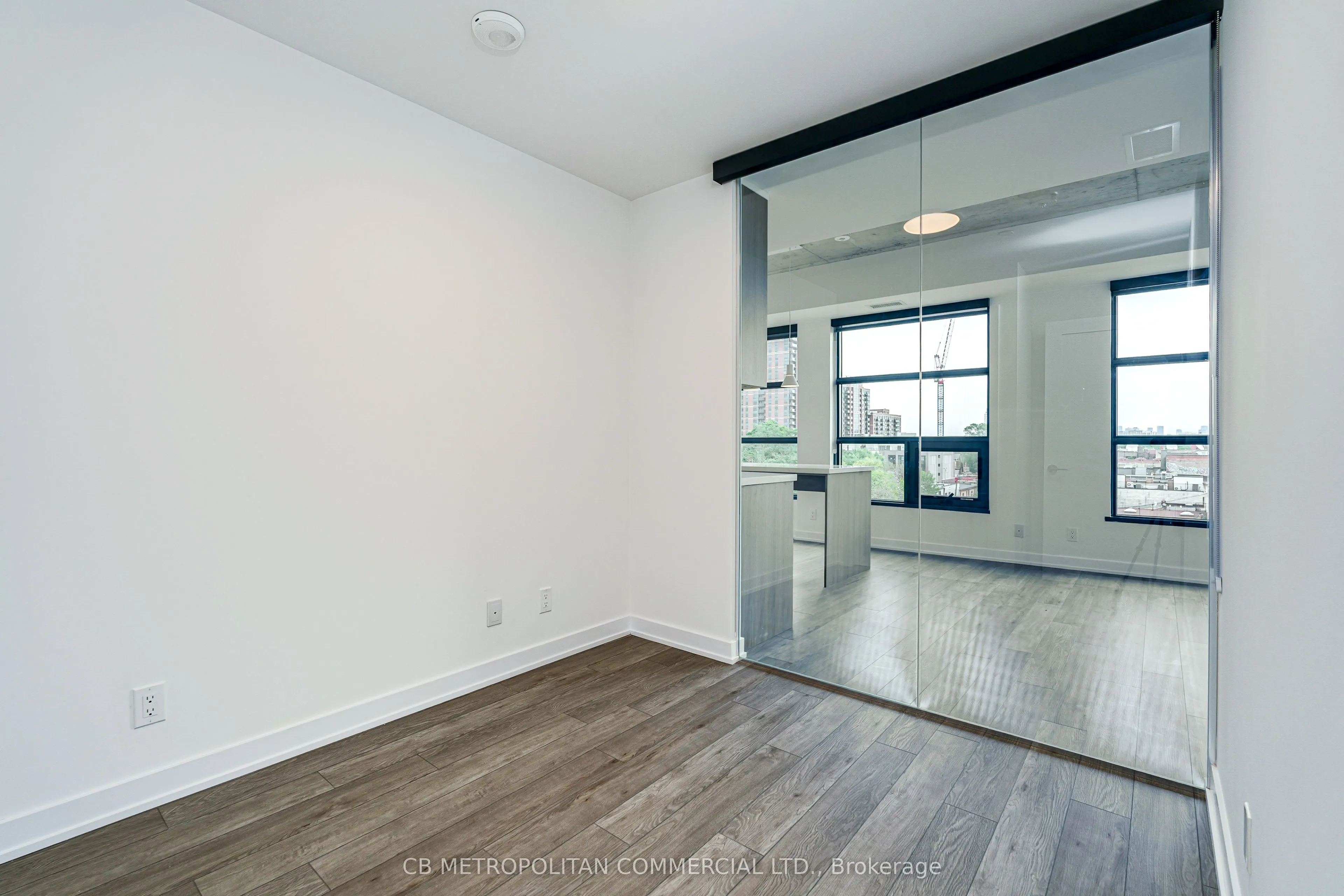 2946 Dundas Street West Street W #510