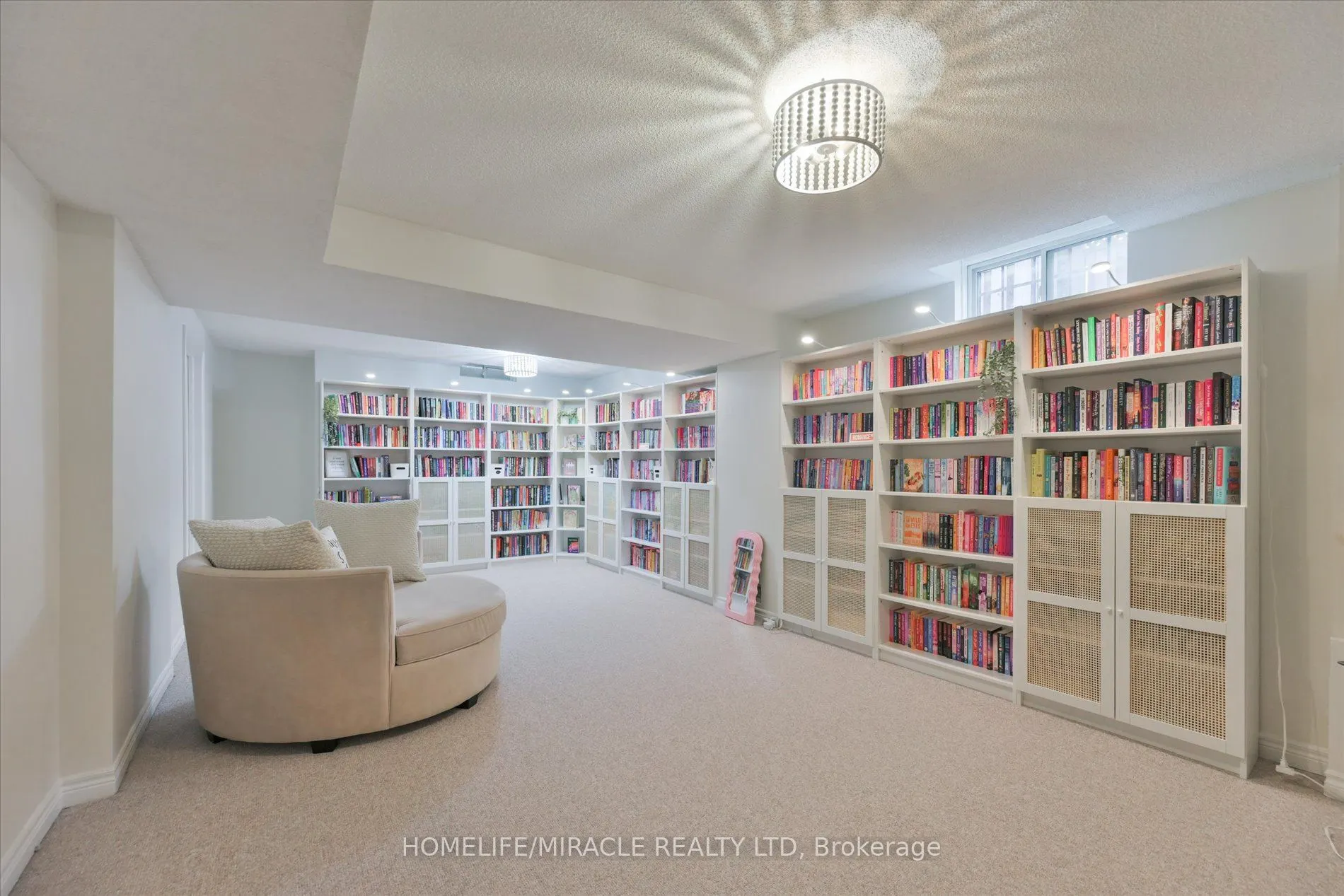 2479 Rathlin Court