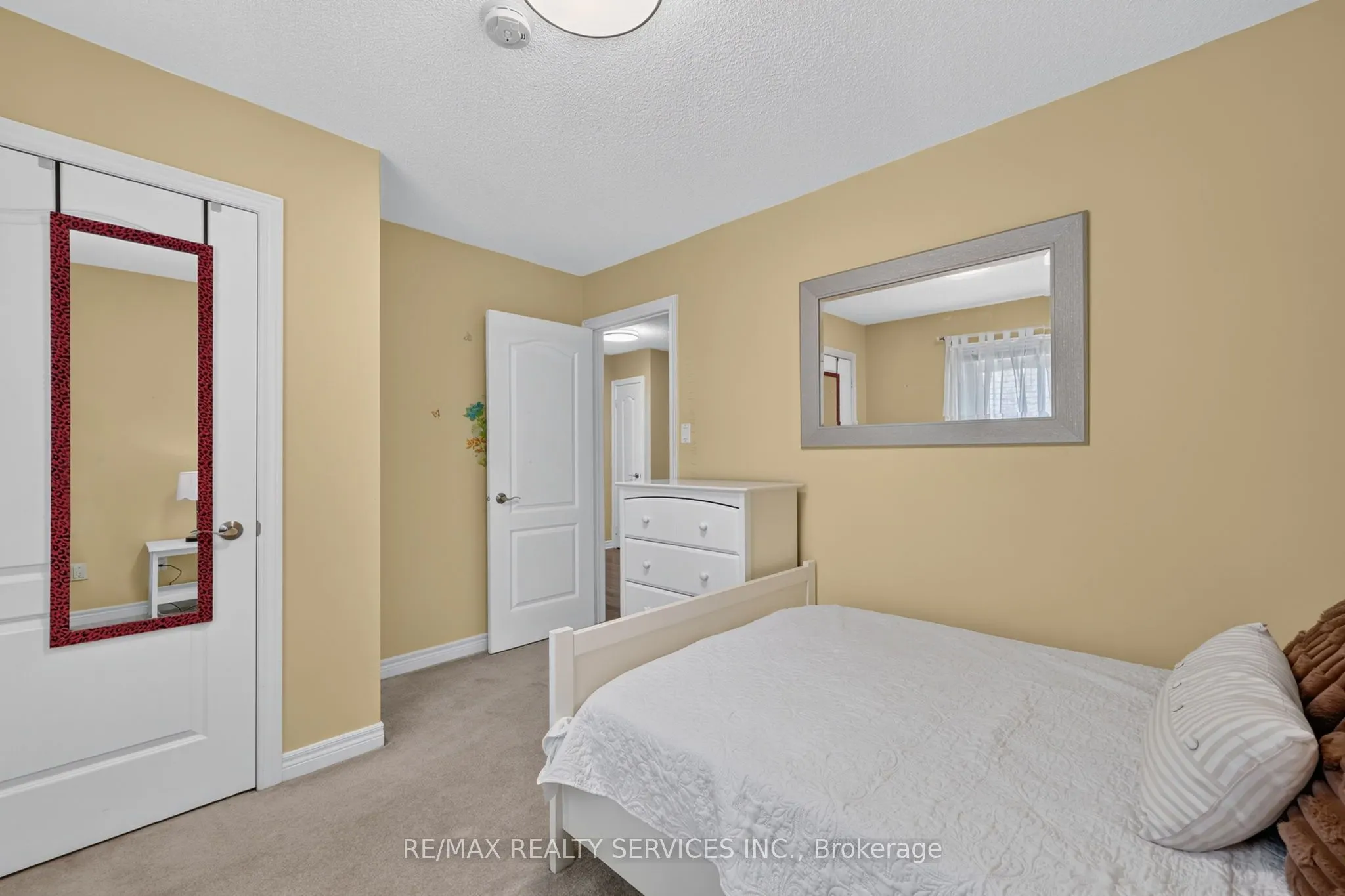 1 Plummer Road