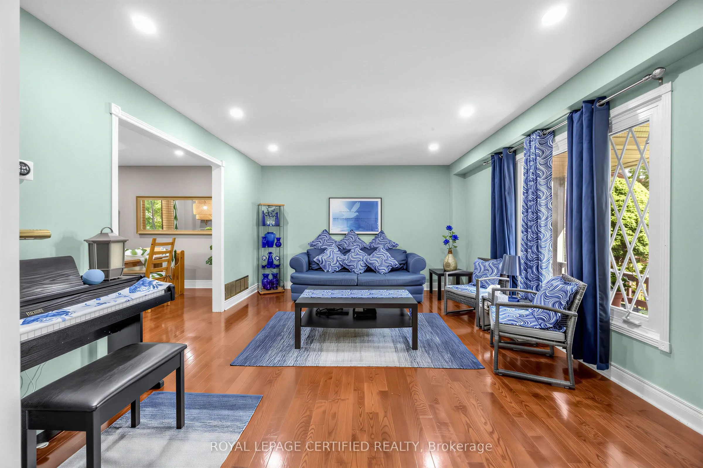 22 Borden Hill Court