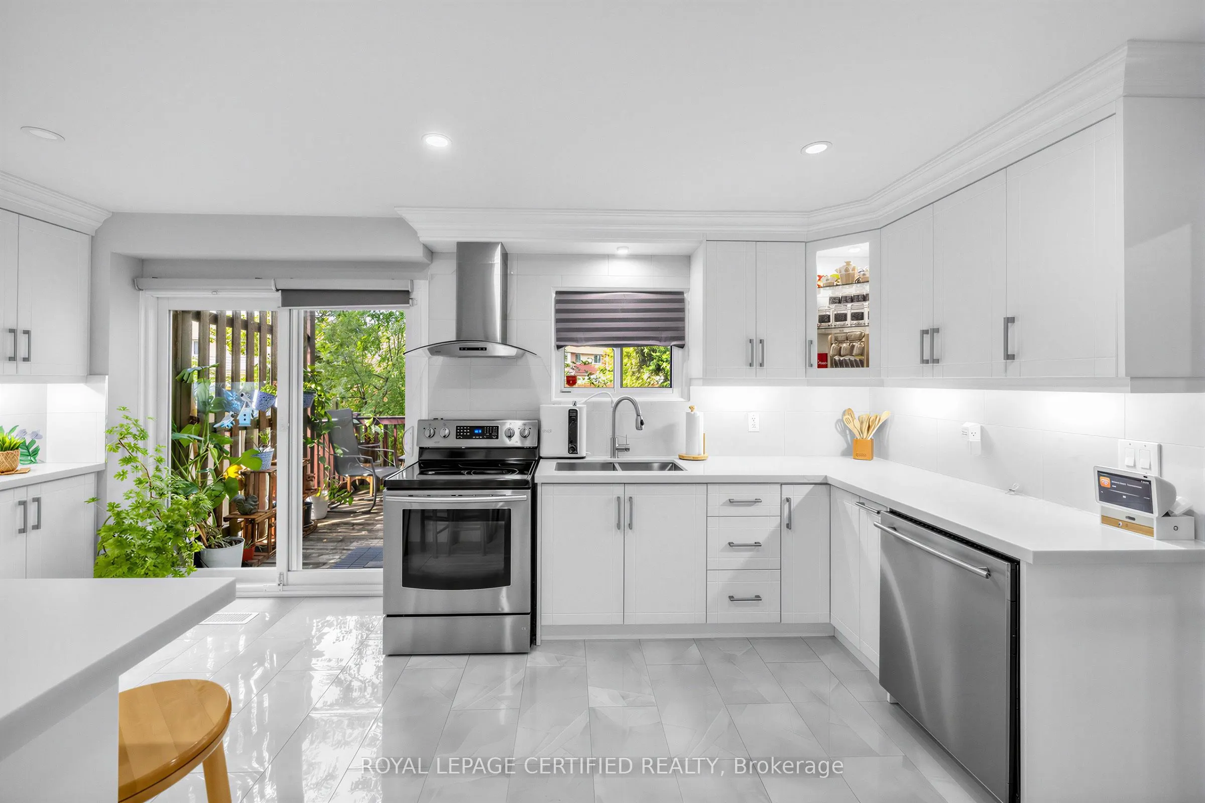 22 Borden Hill Court