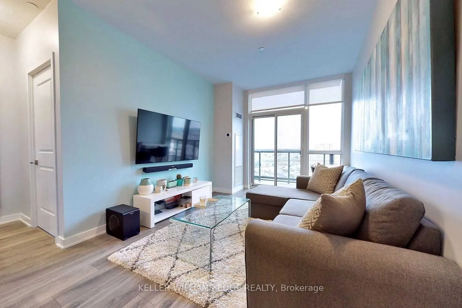 4633 Glen Erin Drive #901