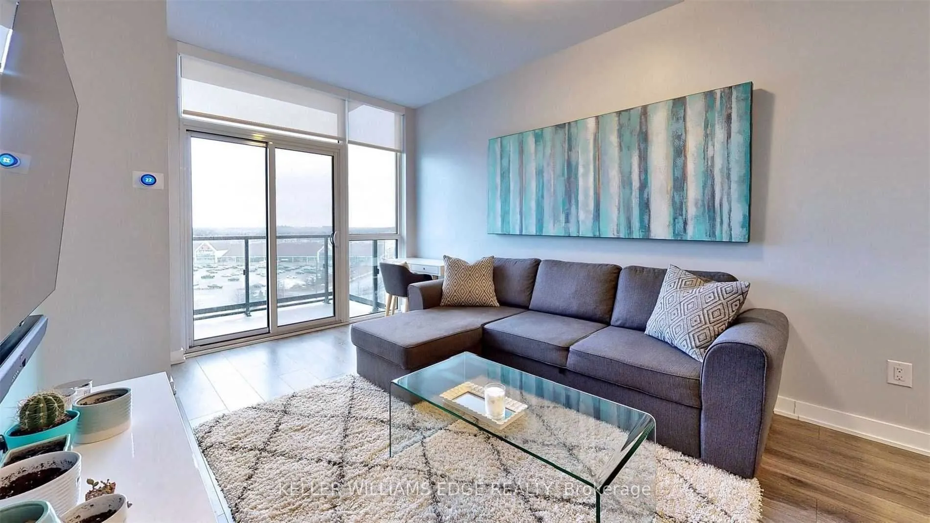 4633 Glen Erin Drive #901