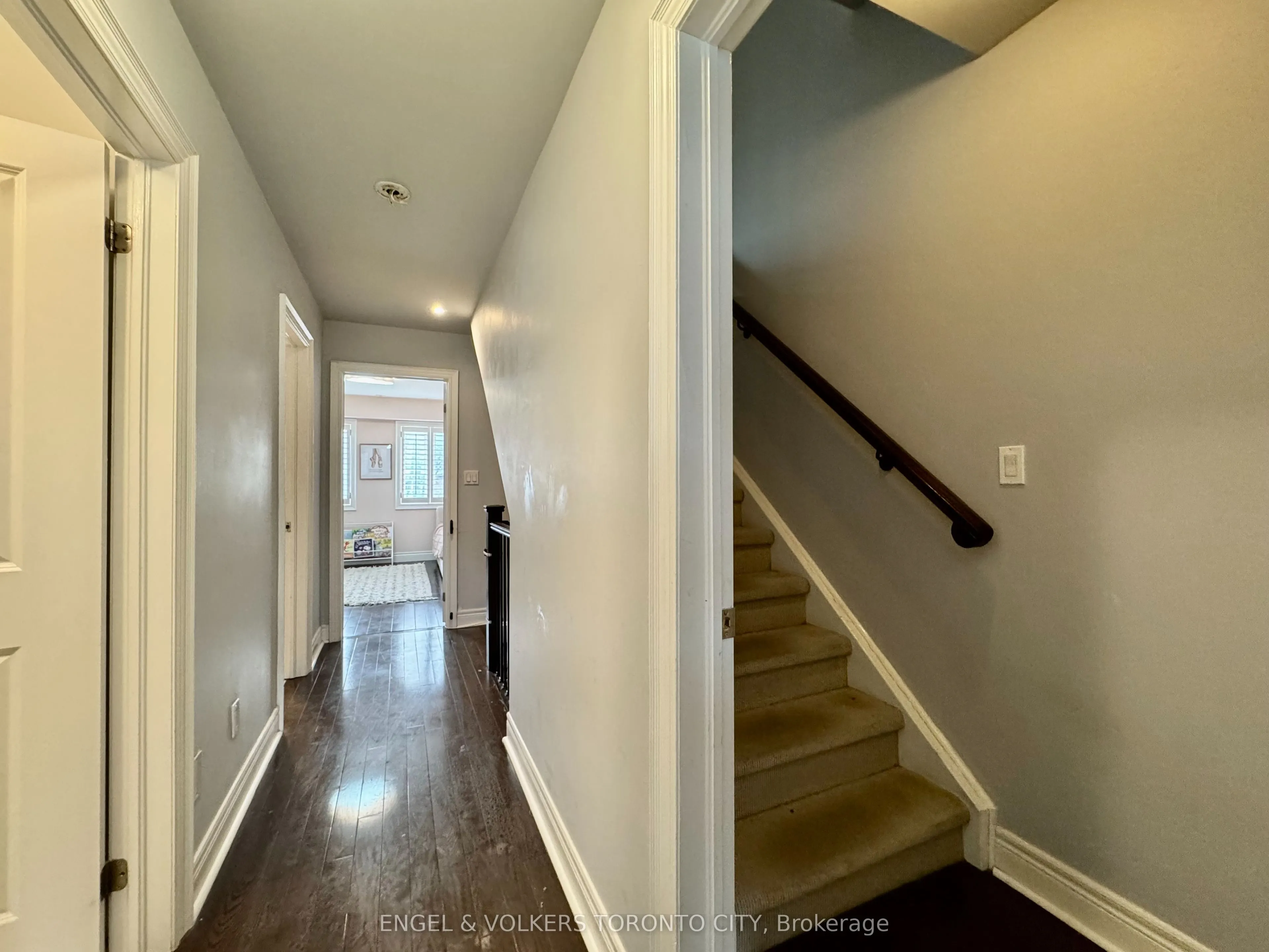77 Ruby Lang Lane