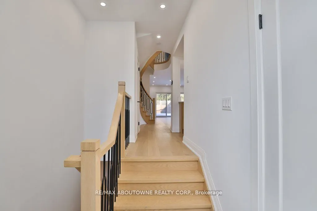 63 Tradewind Drive