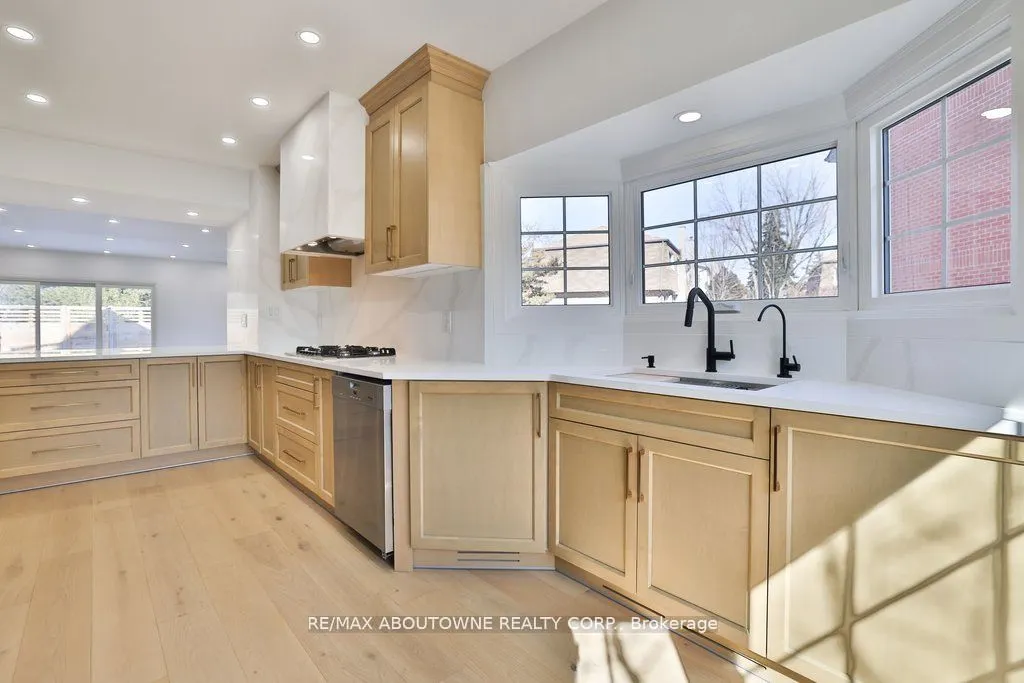 63 Tradewind Drive