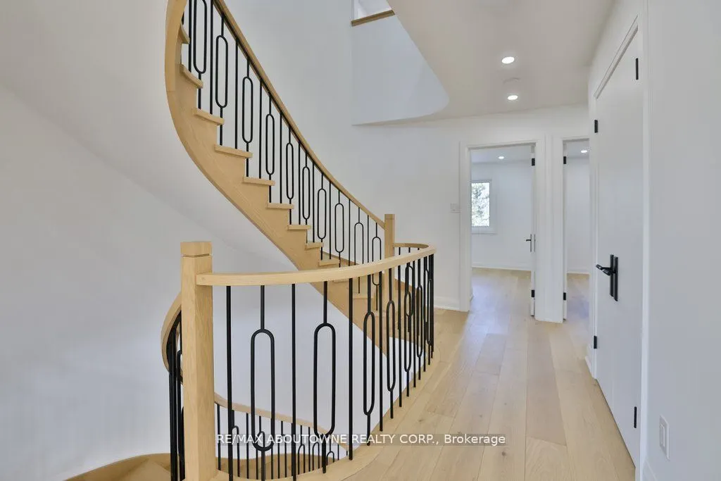 63 Tradewind Drive