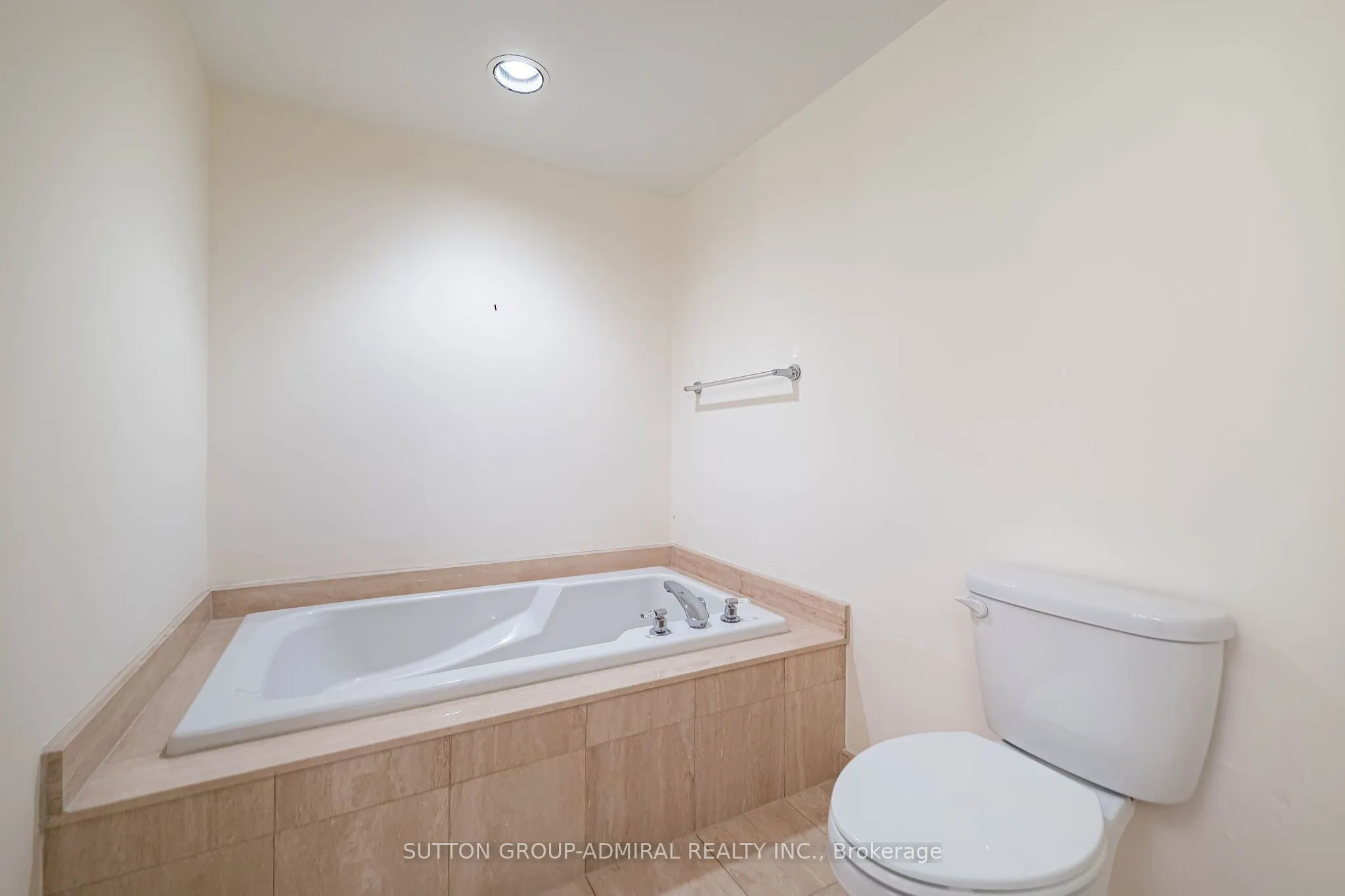 1901 Pilgrims Way #604