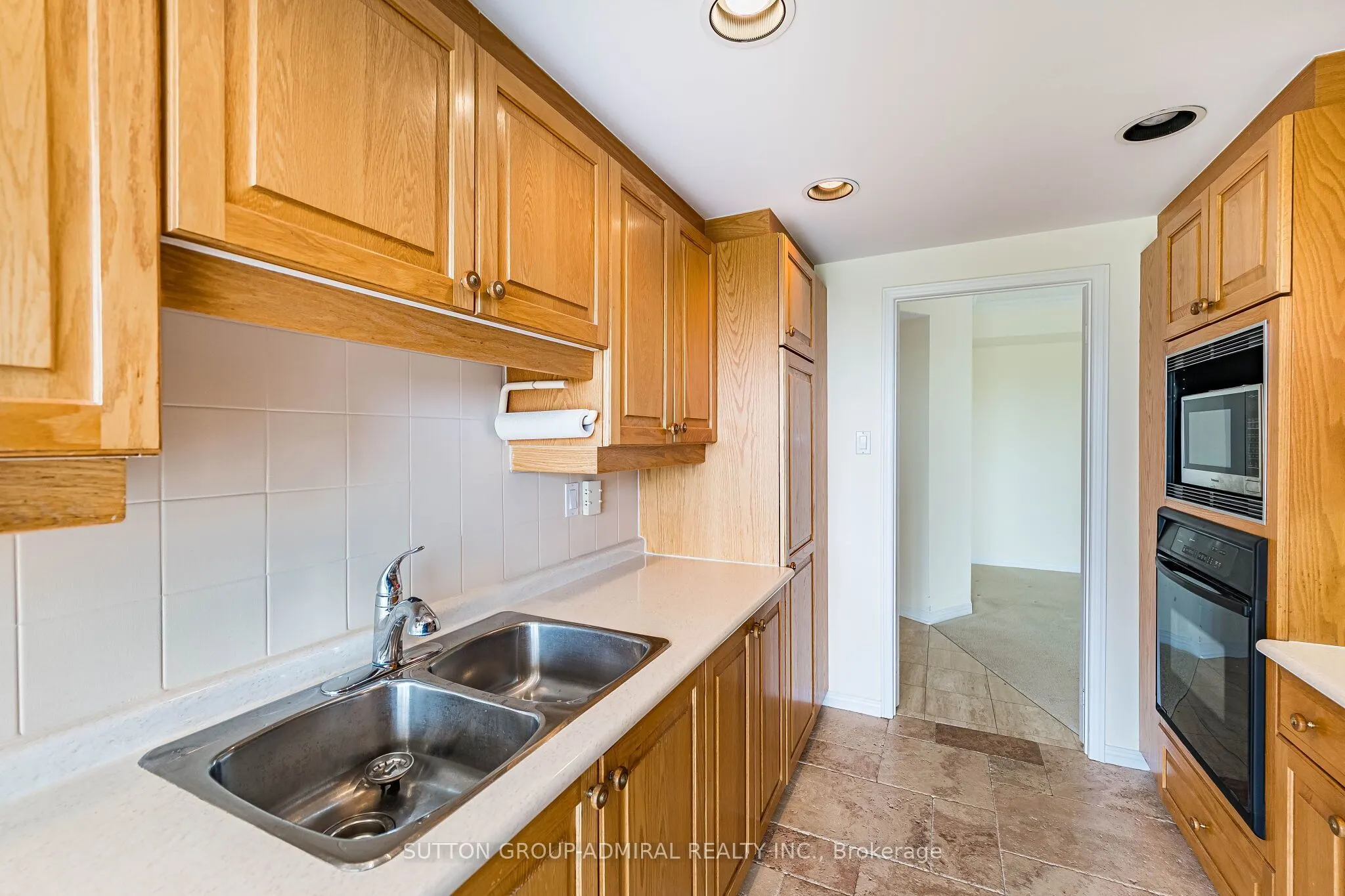 1901 Pilgrims Way #604