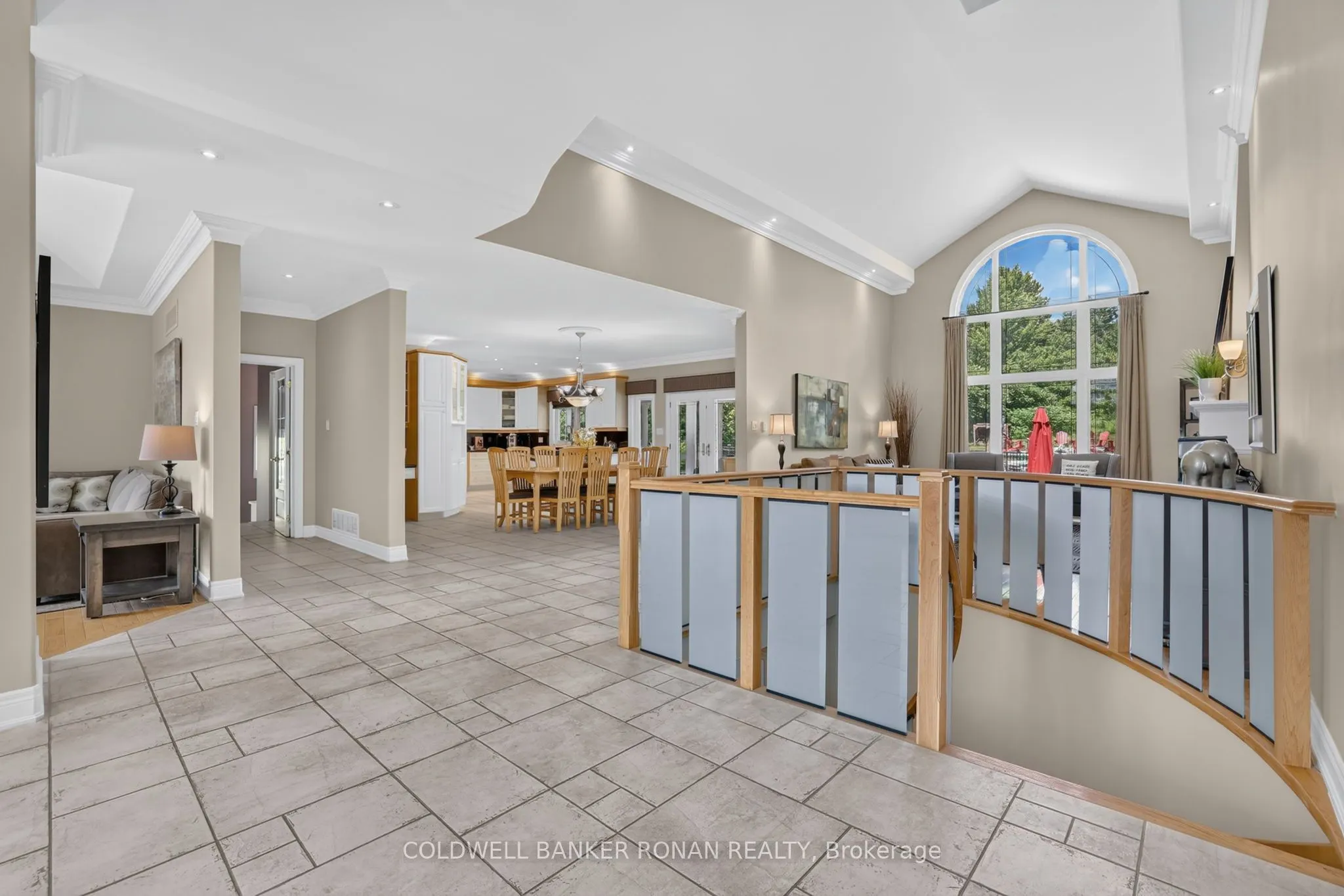 9 Moraine Place