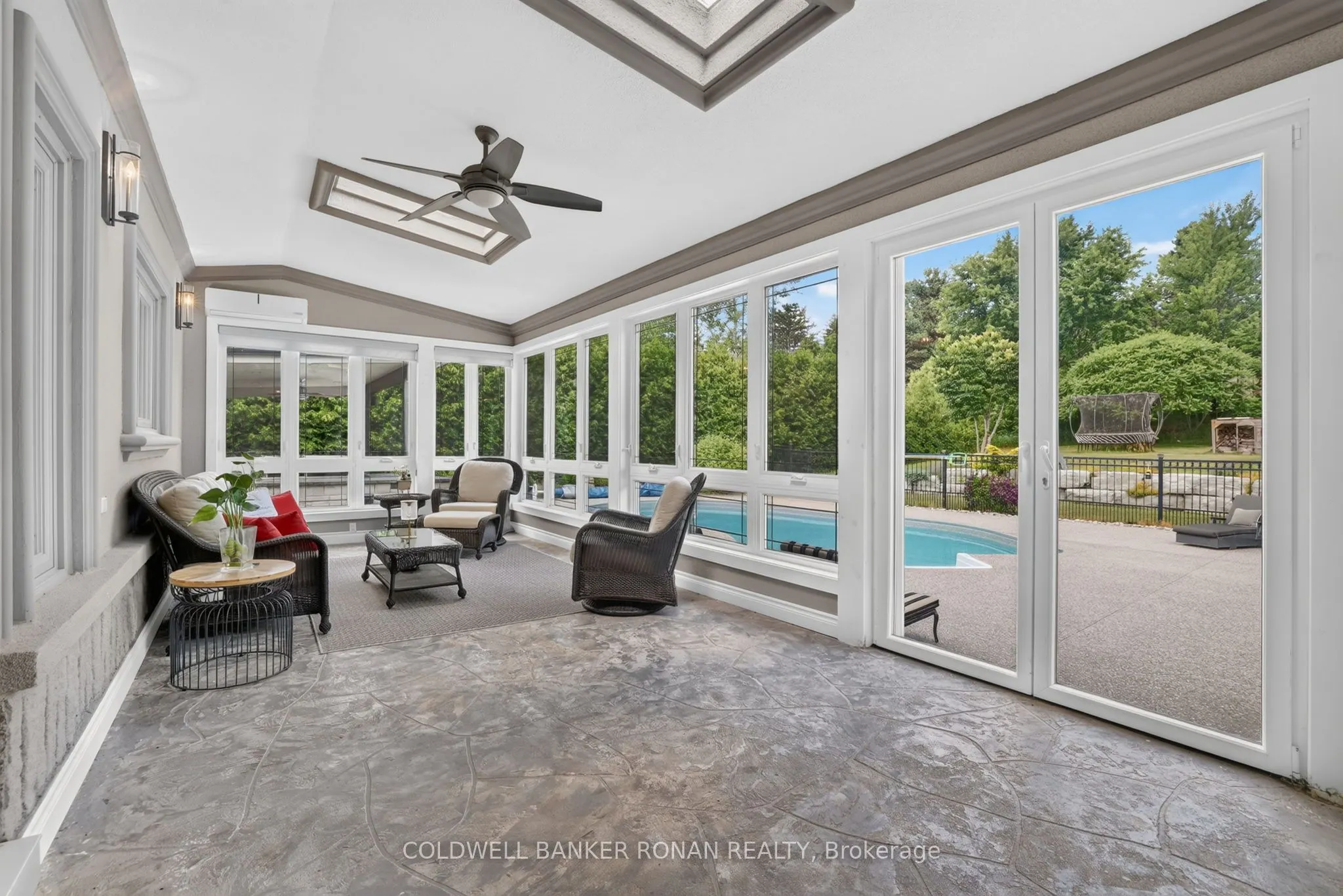 9 Moraine Place