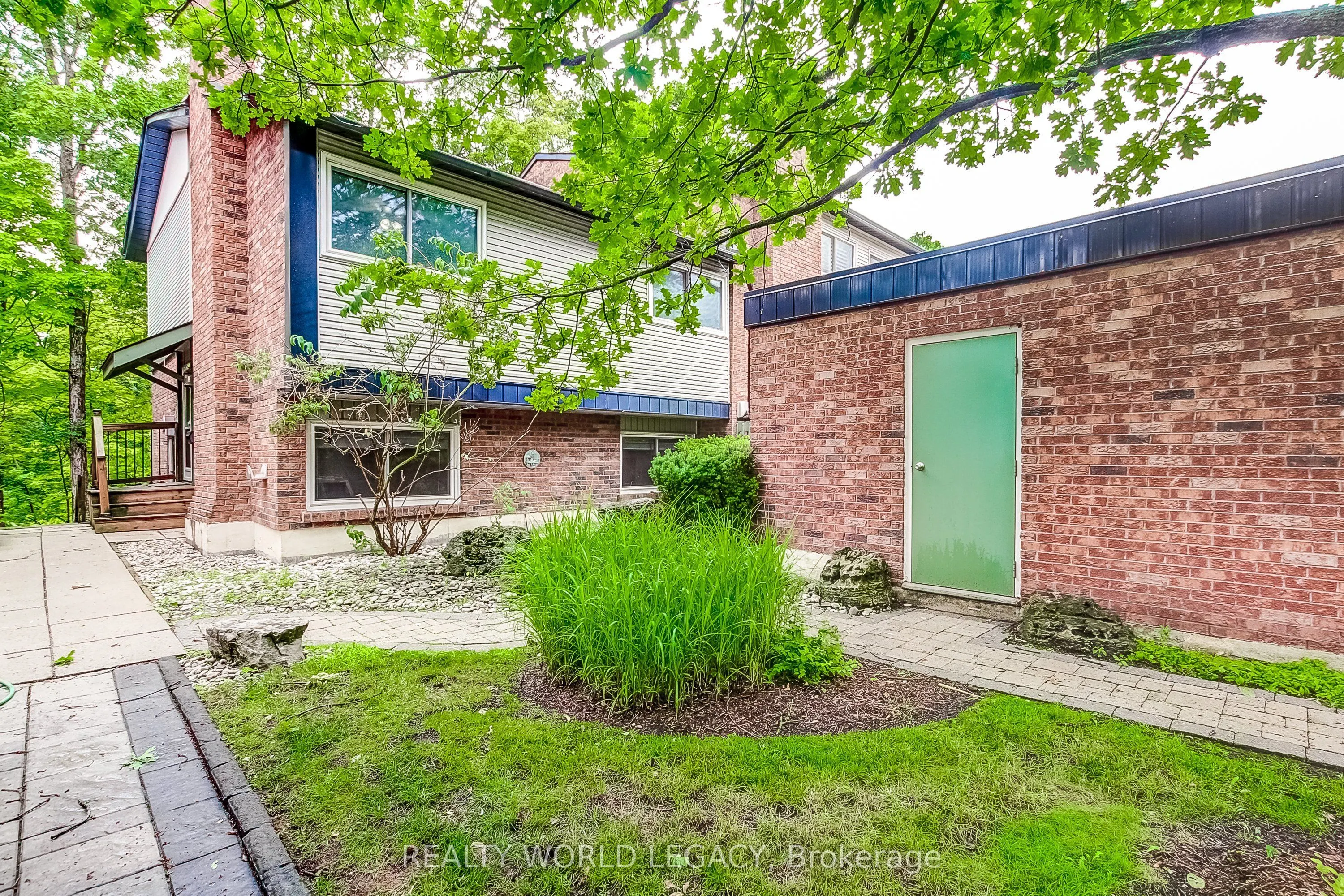 1580 Kerns Road #1