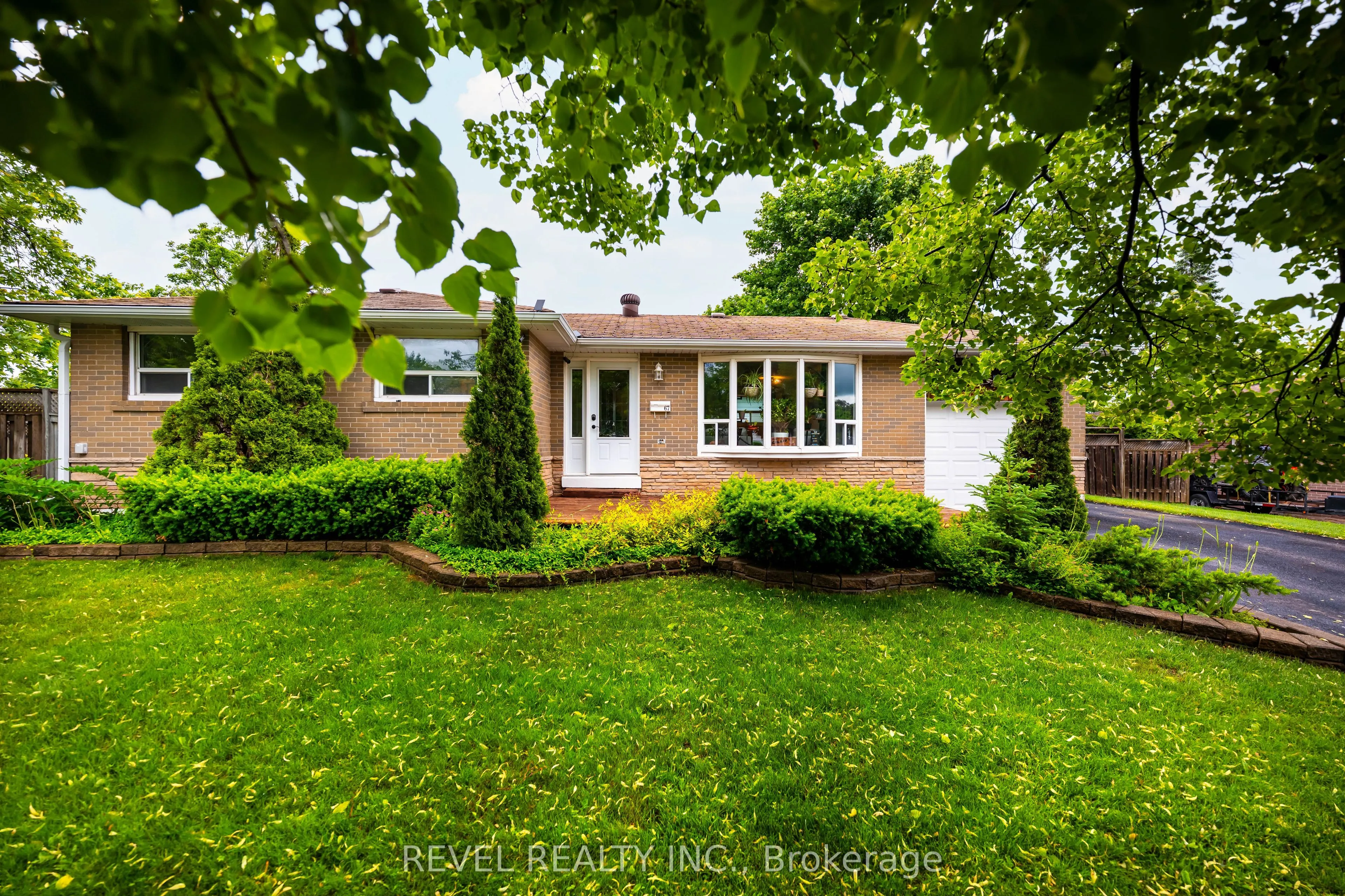 67 Carlton Drive