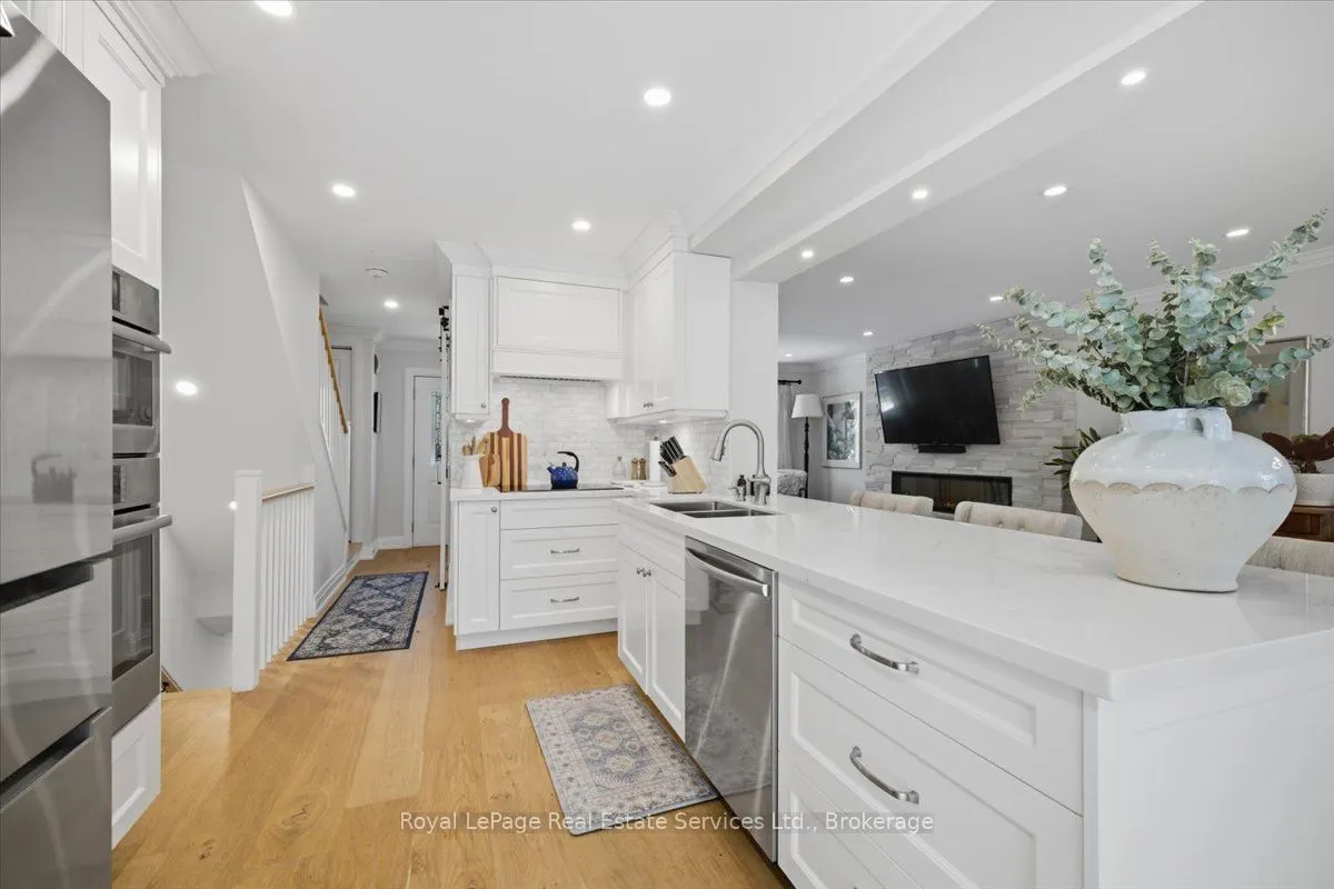 2120 Marine Drive #5