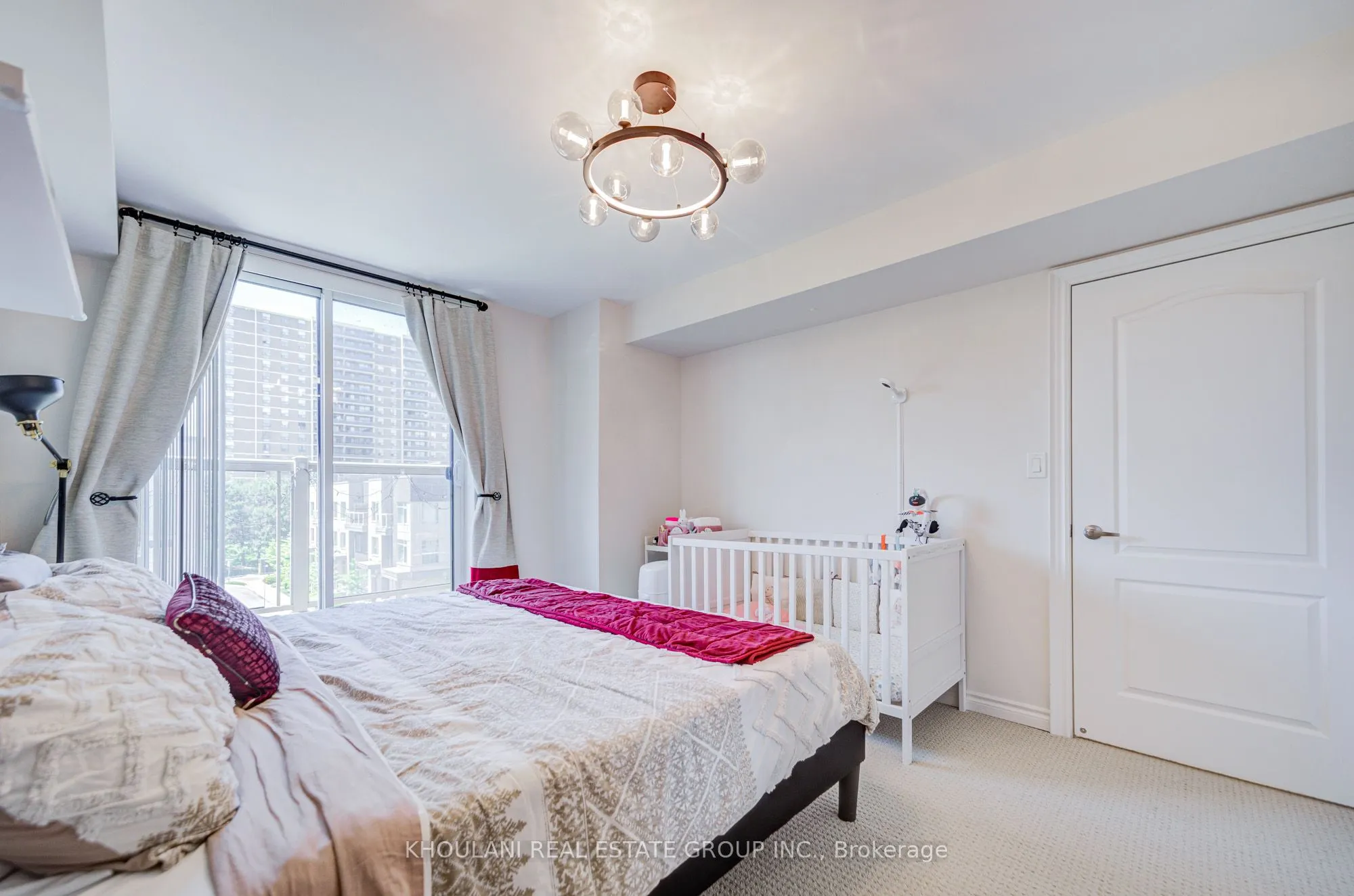 11 Applewood Lane #240