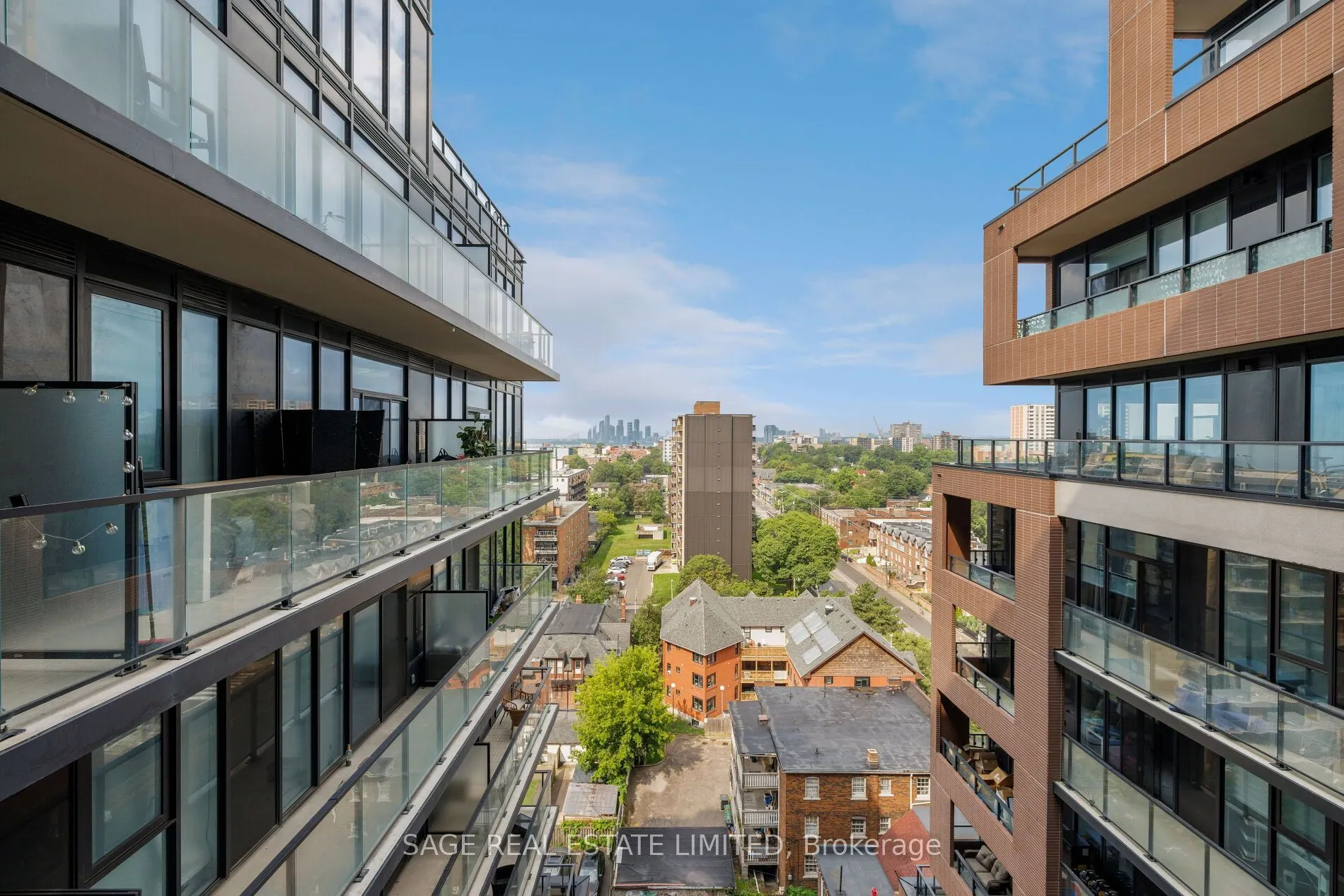 270 Dufferin Street #1012