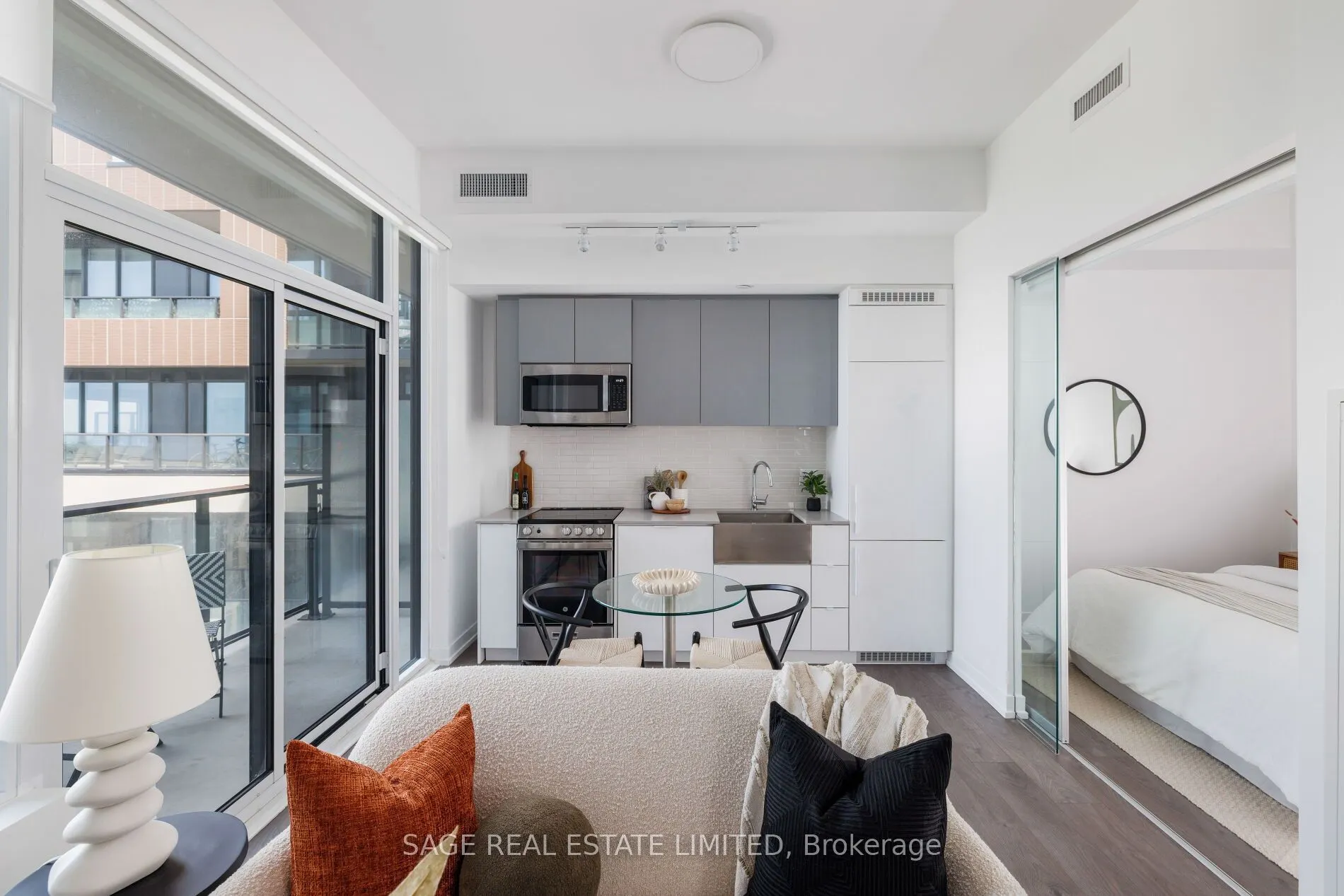 270 Dufferin Street #1012