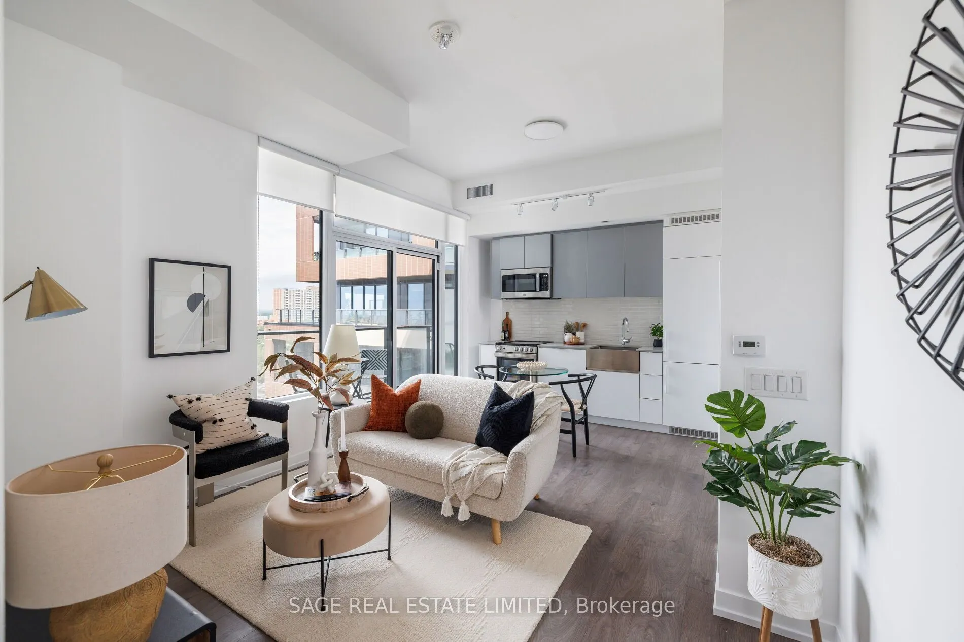 270 Dufferin Street #1012
