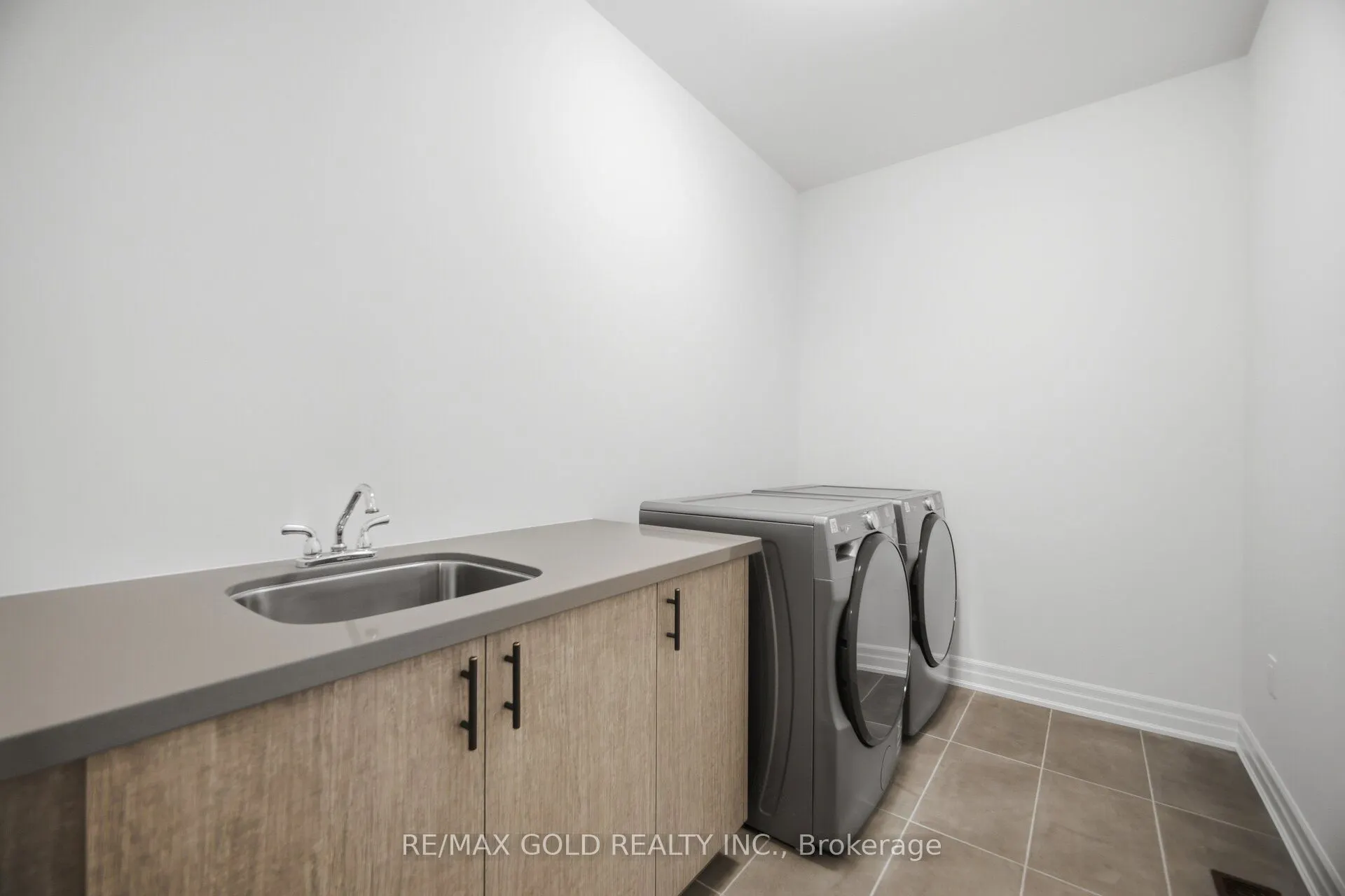 17 Mosswood Trail