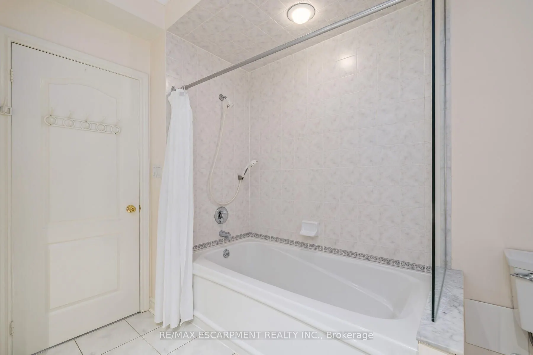 3351 Cawthra Road #116
