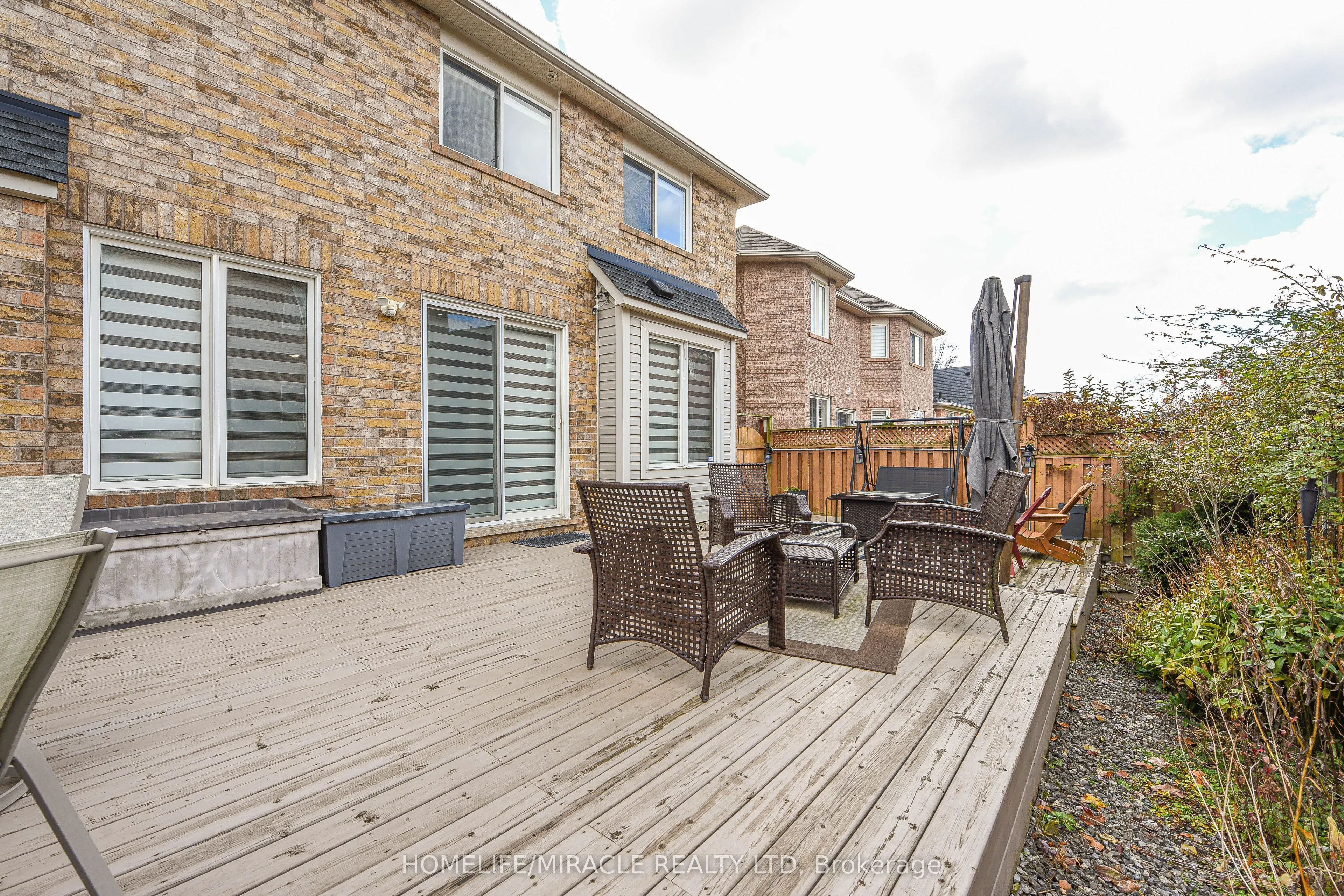 6 Mendoza Drive